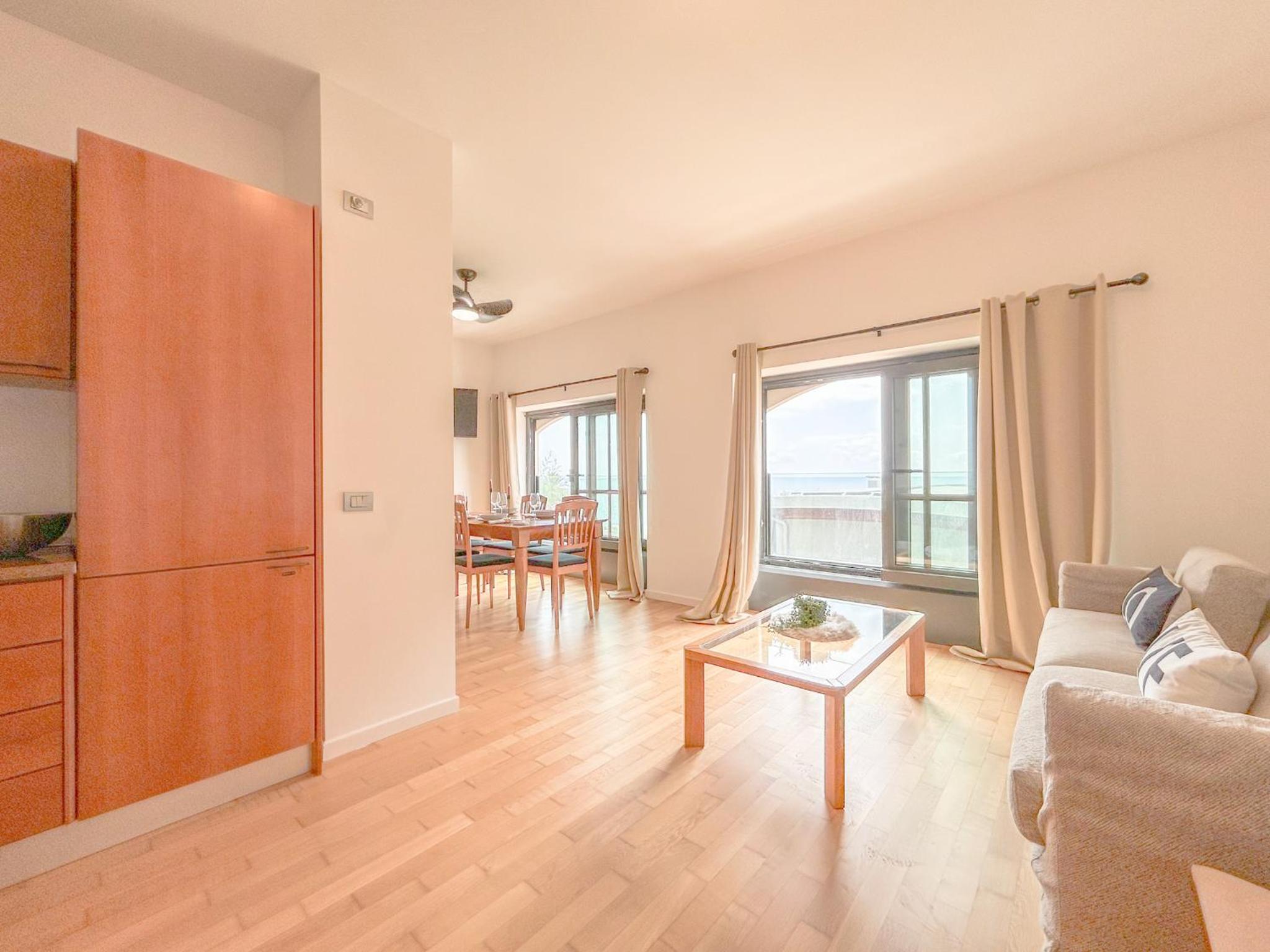 One-Bedroom Apartment With View photo 1