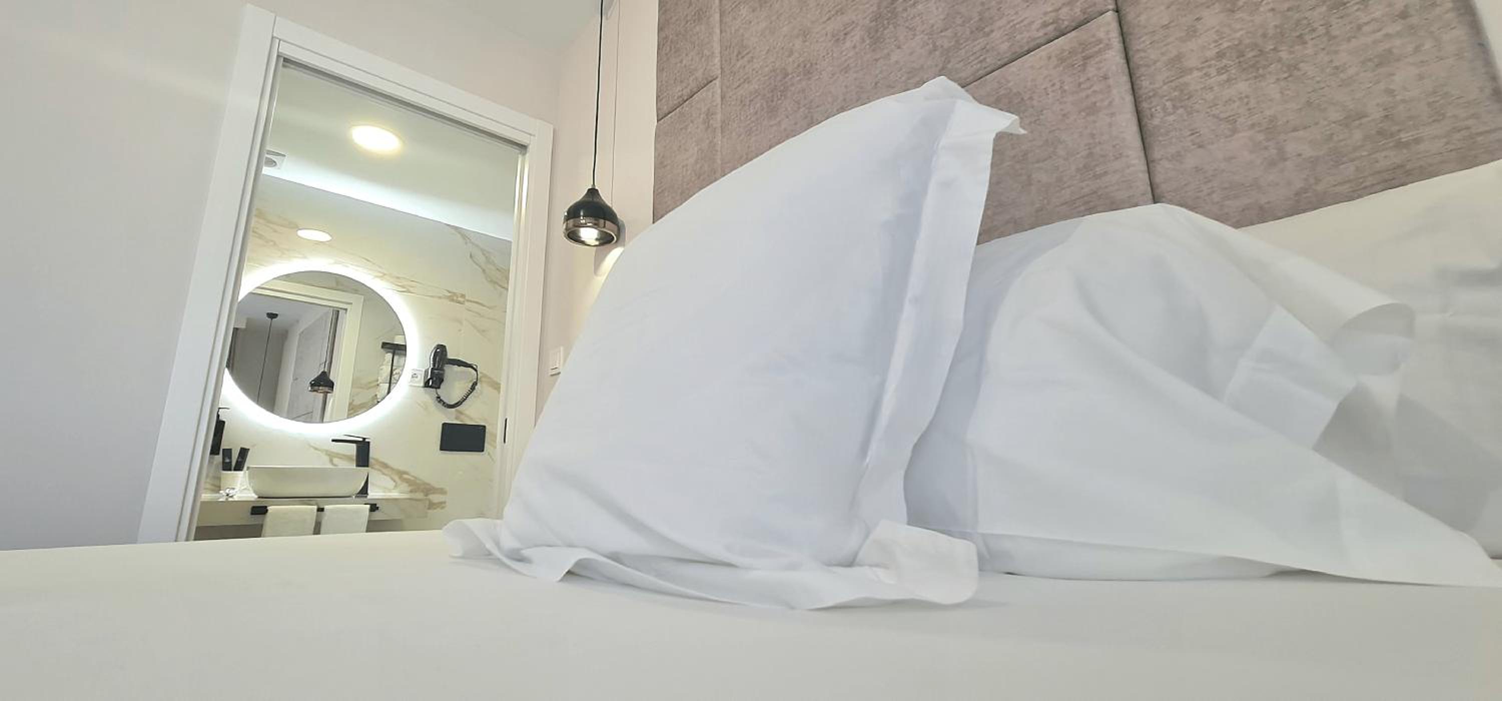 Standard Double Room photo 2