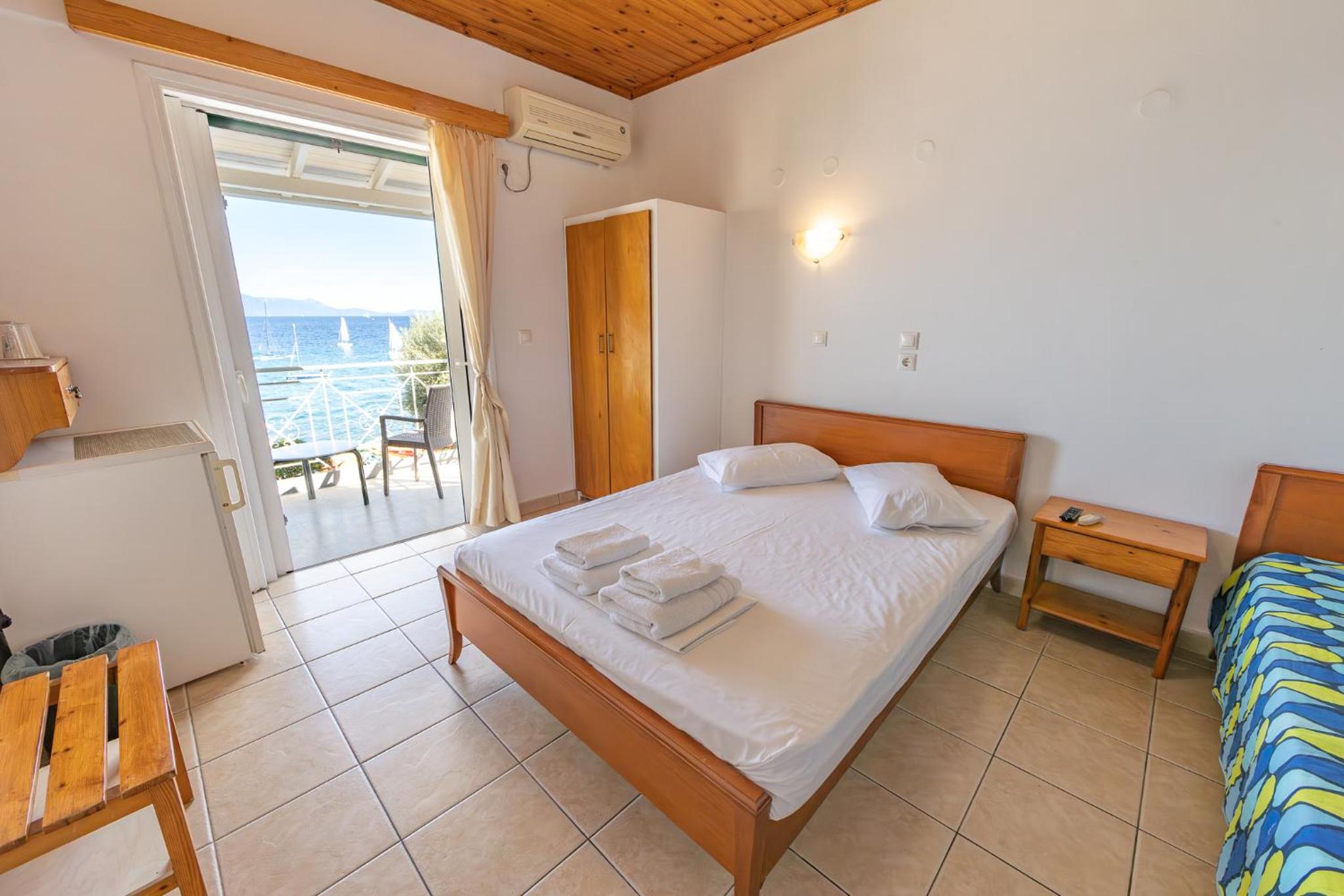 Triple Room photo 2