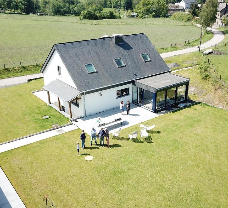 Villa photo 3