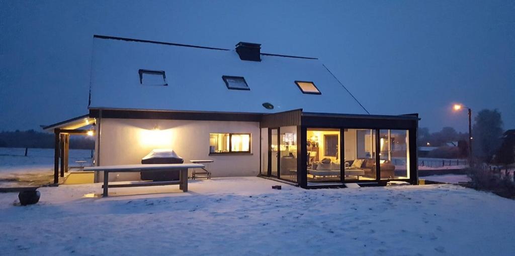 Villa photo 1
