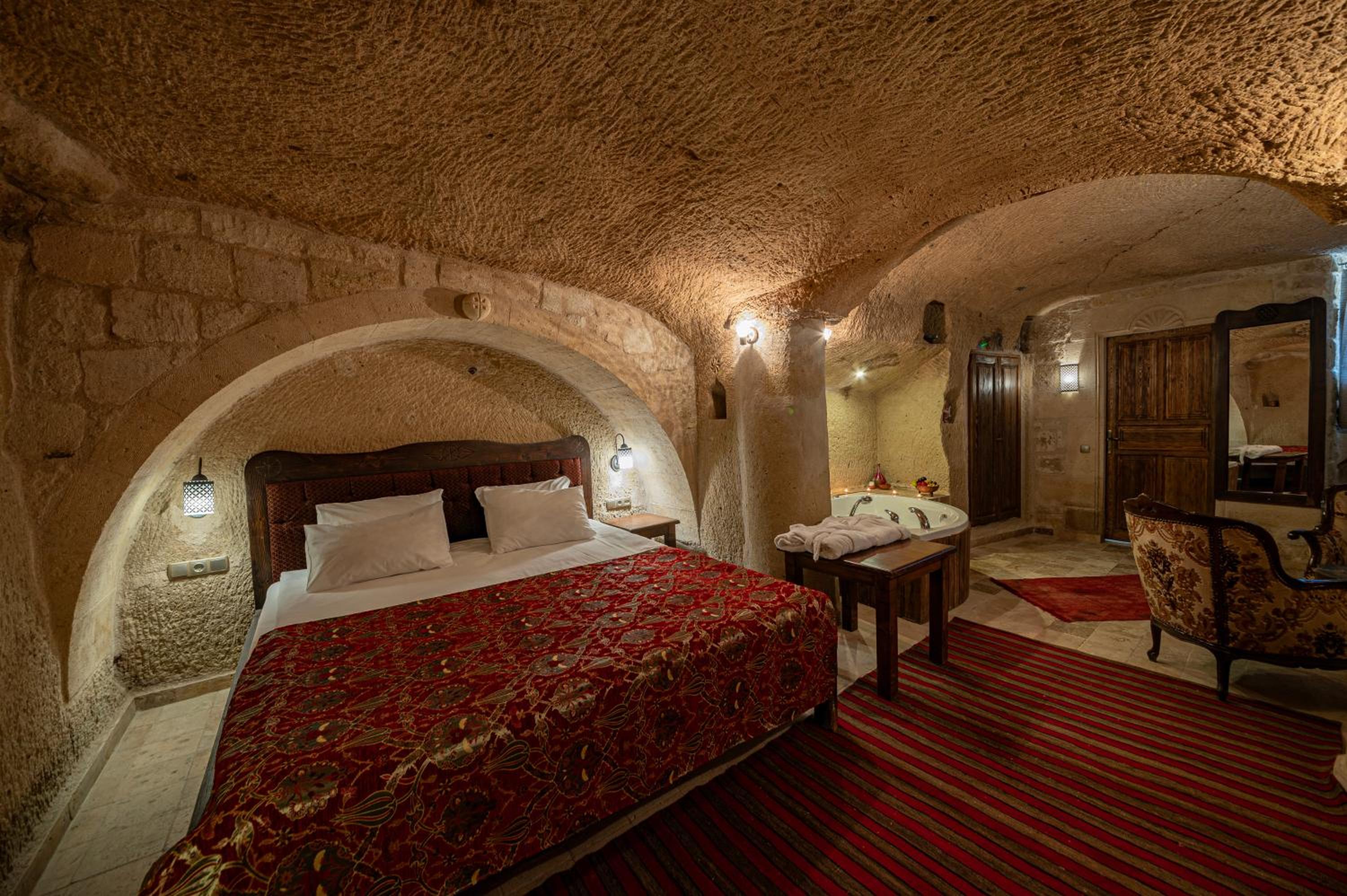 Deluxe Room - Photo 7