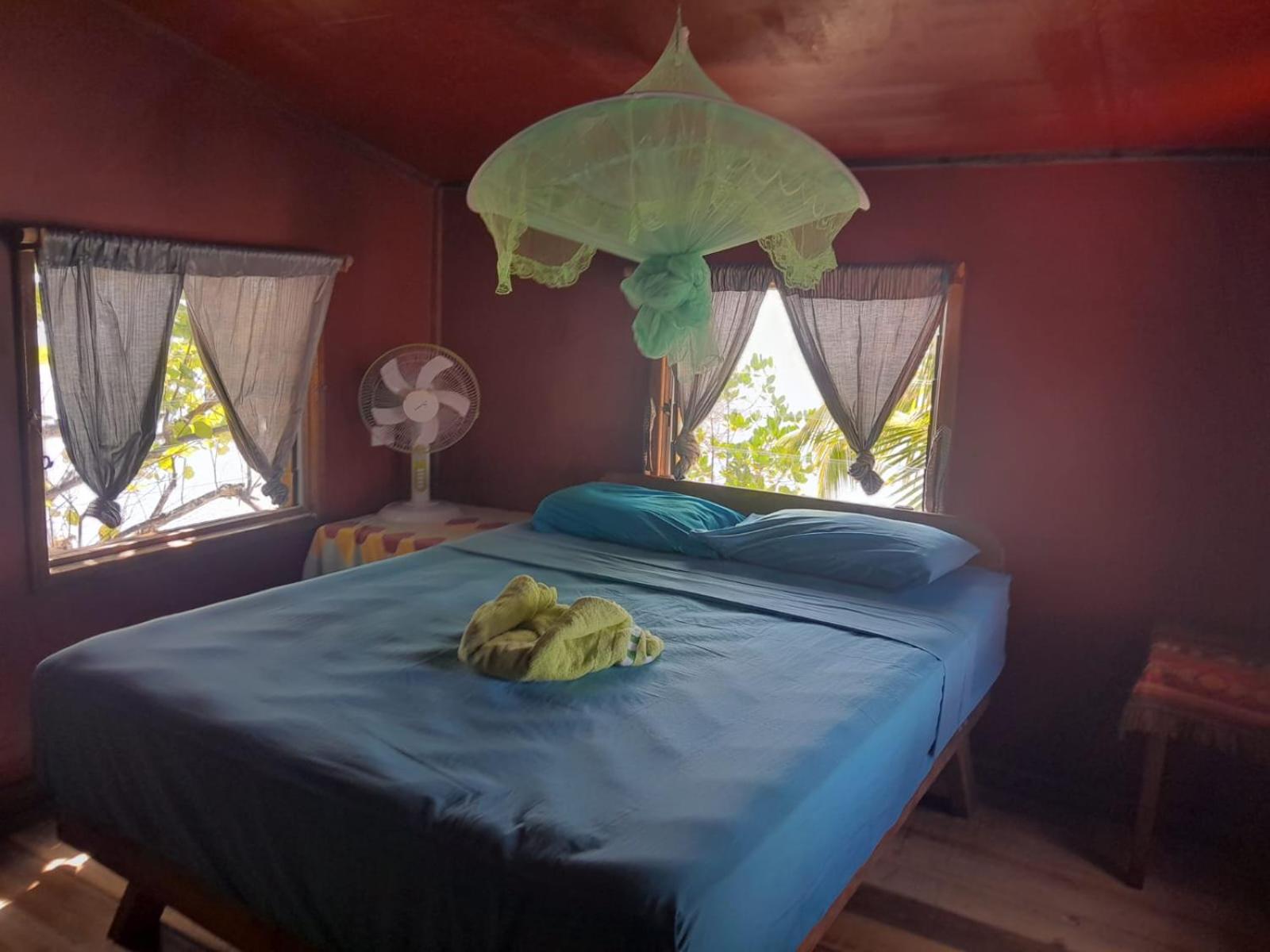 Two-Bedroom Bungalow photo 2