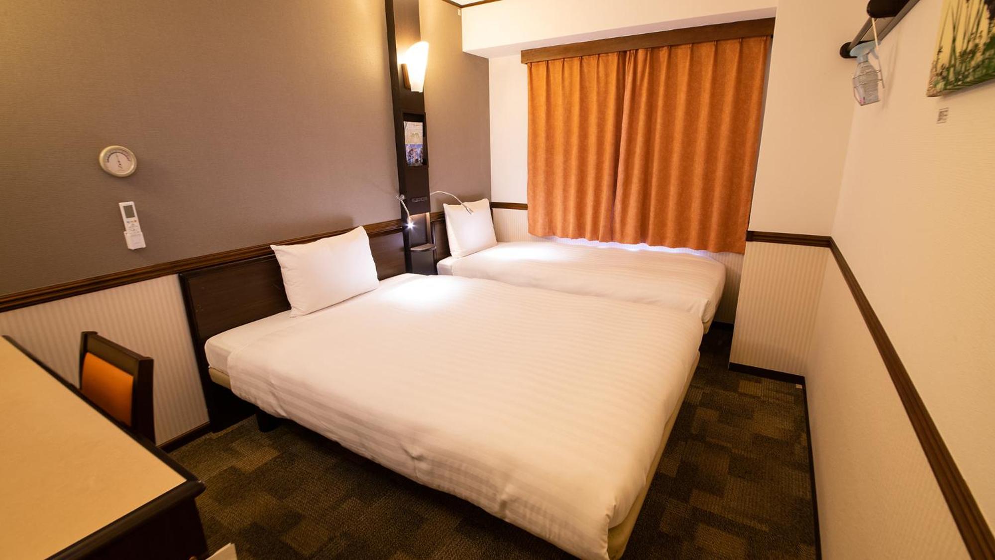 Superior Twin Room - Smoking - Photo 15