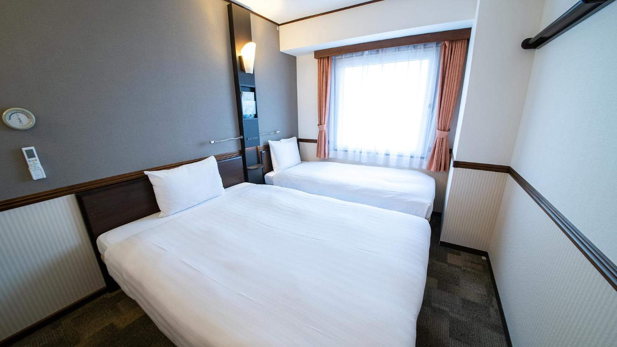 Superior Twin Room - Smoking - Photo 17
