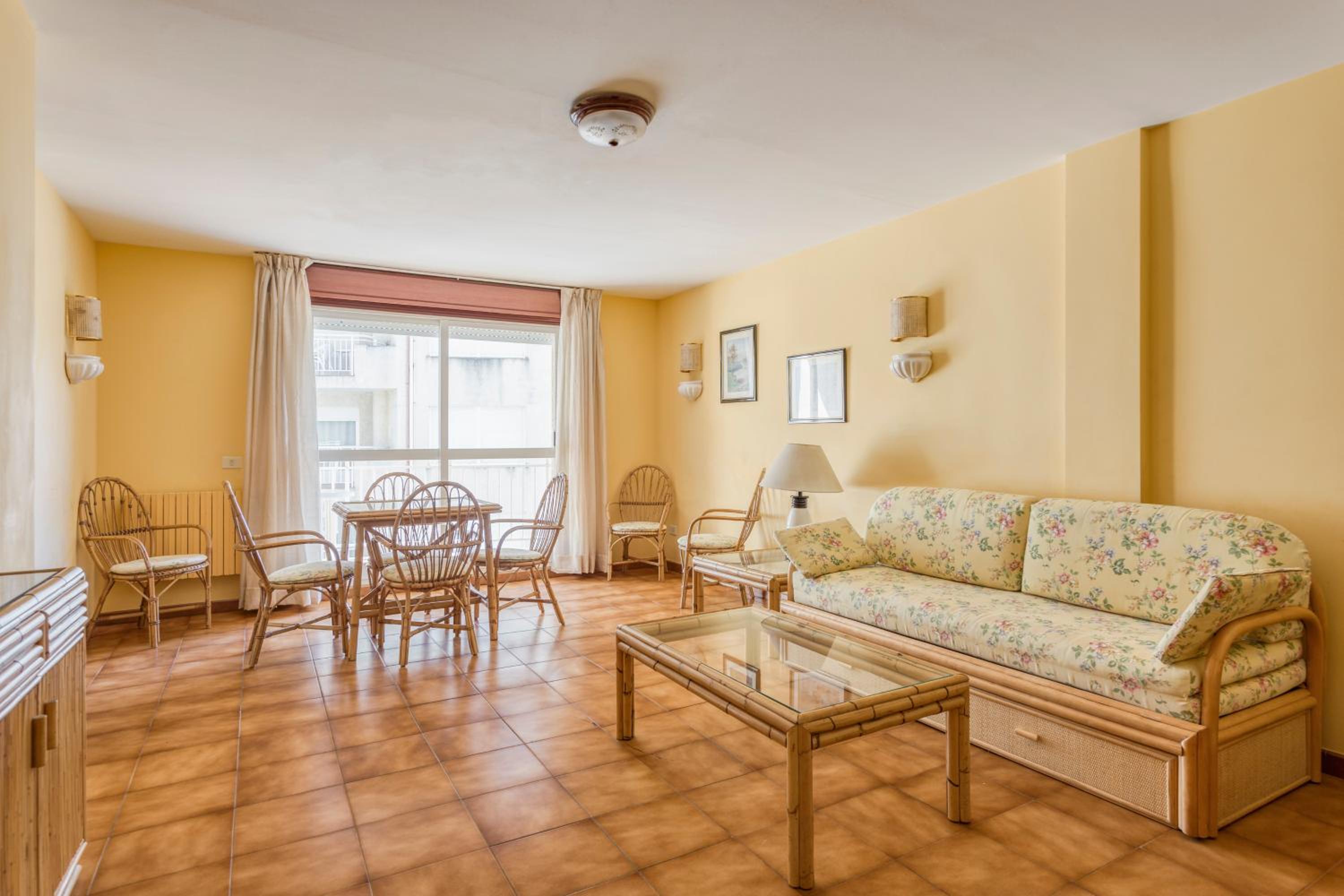 Apartamento con Terraza