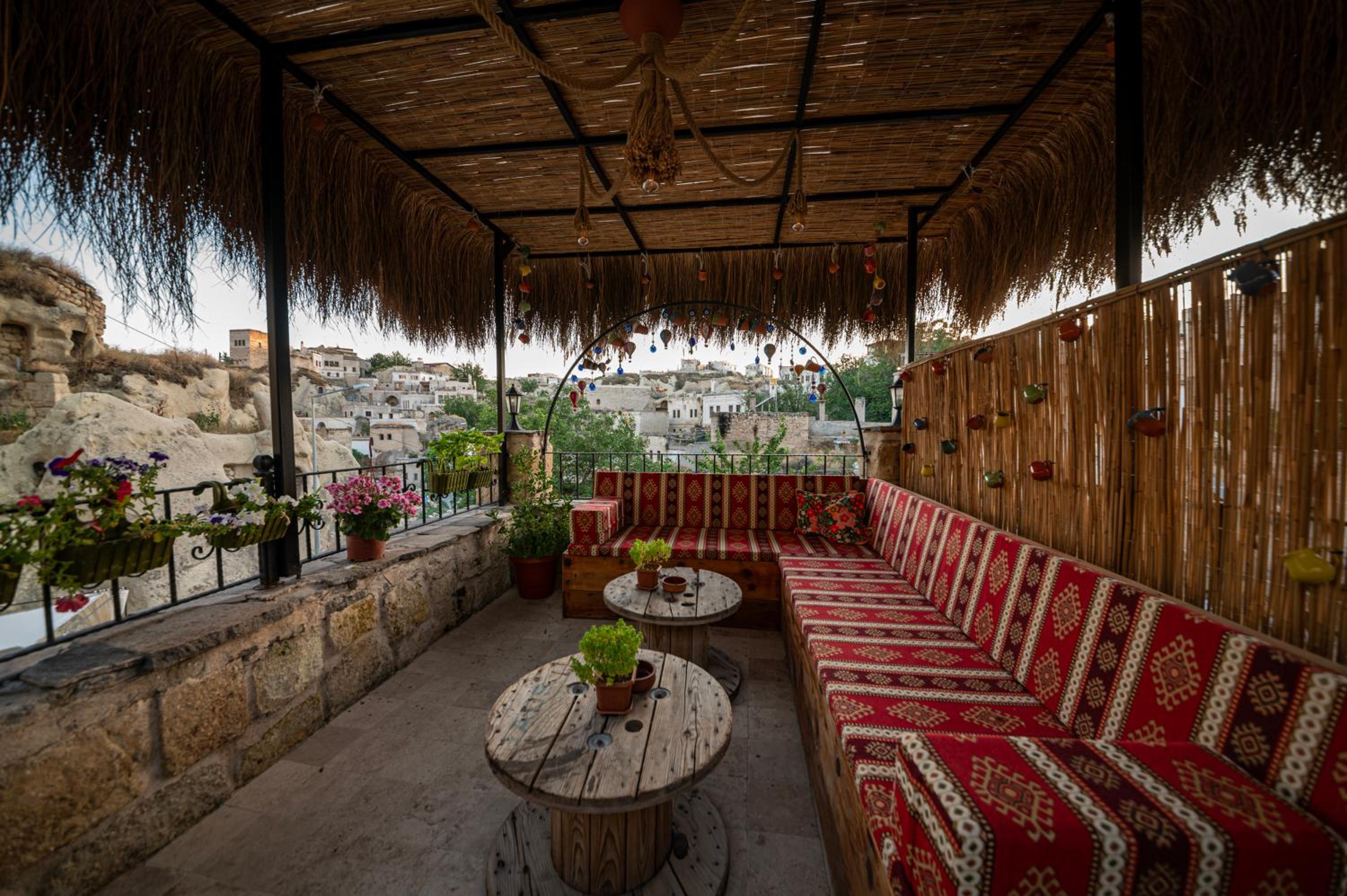 Double Room with Garden View - Photo 6
