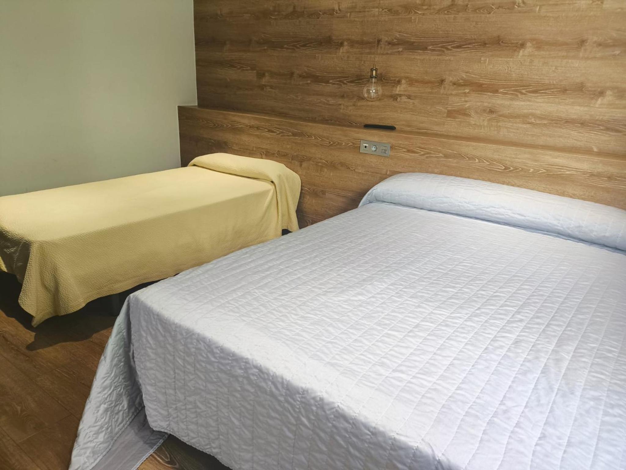 Triple Room - Disability Access - Photo 6