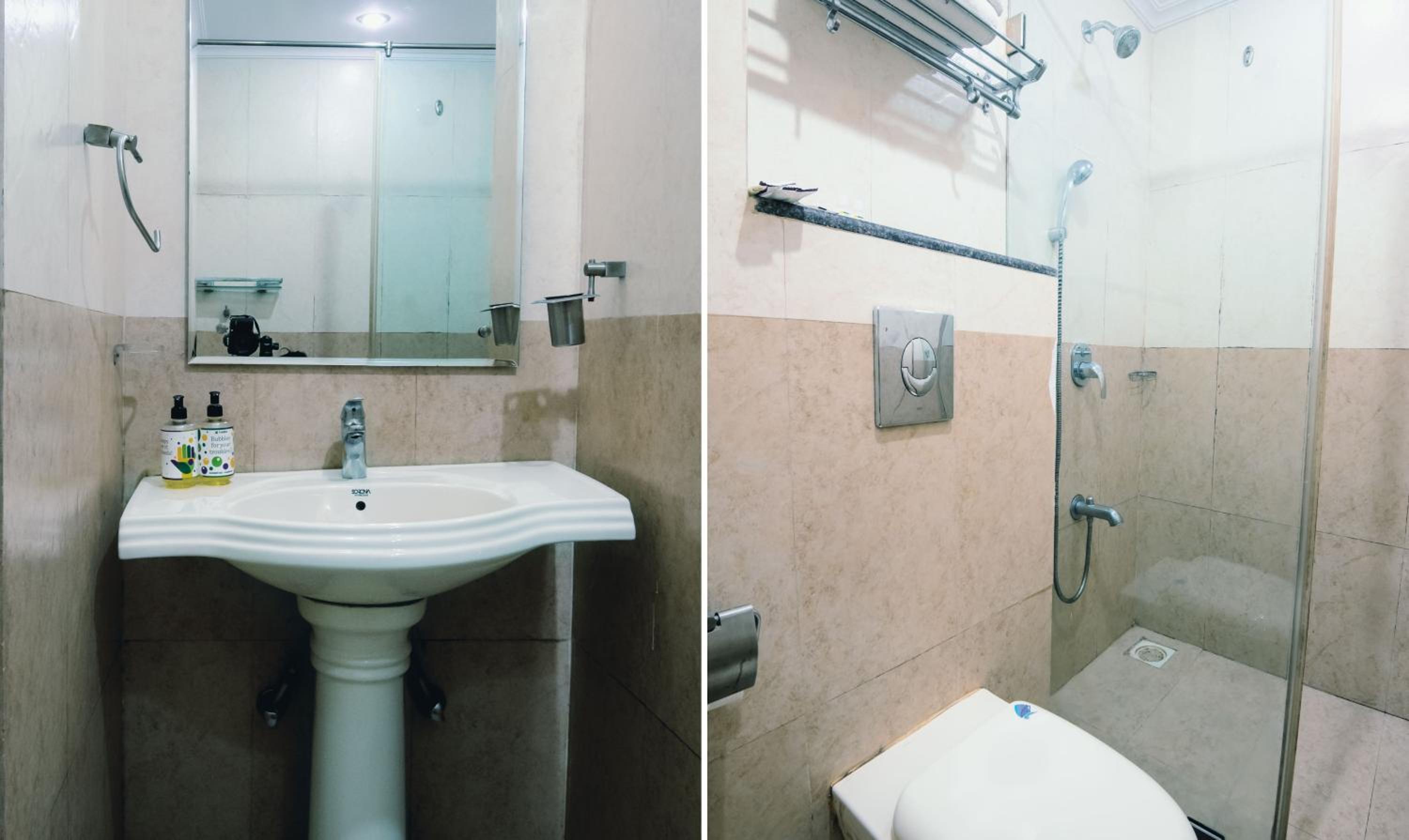 Deluxe Room with Balcony photo 2