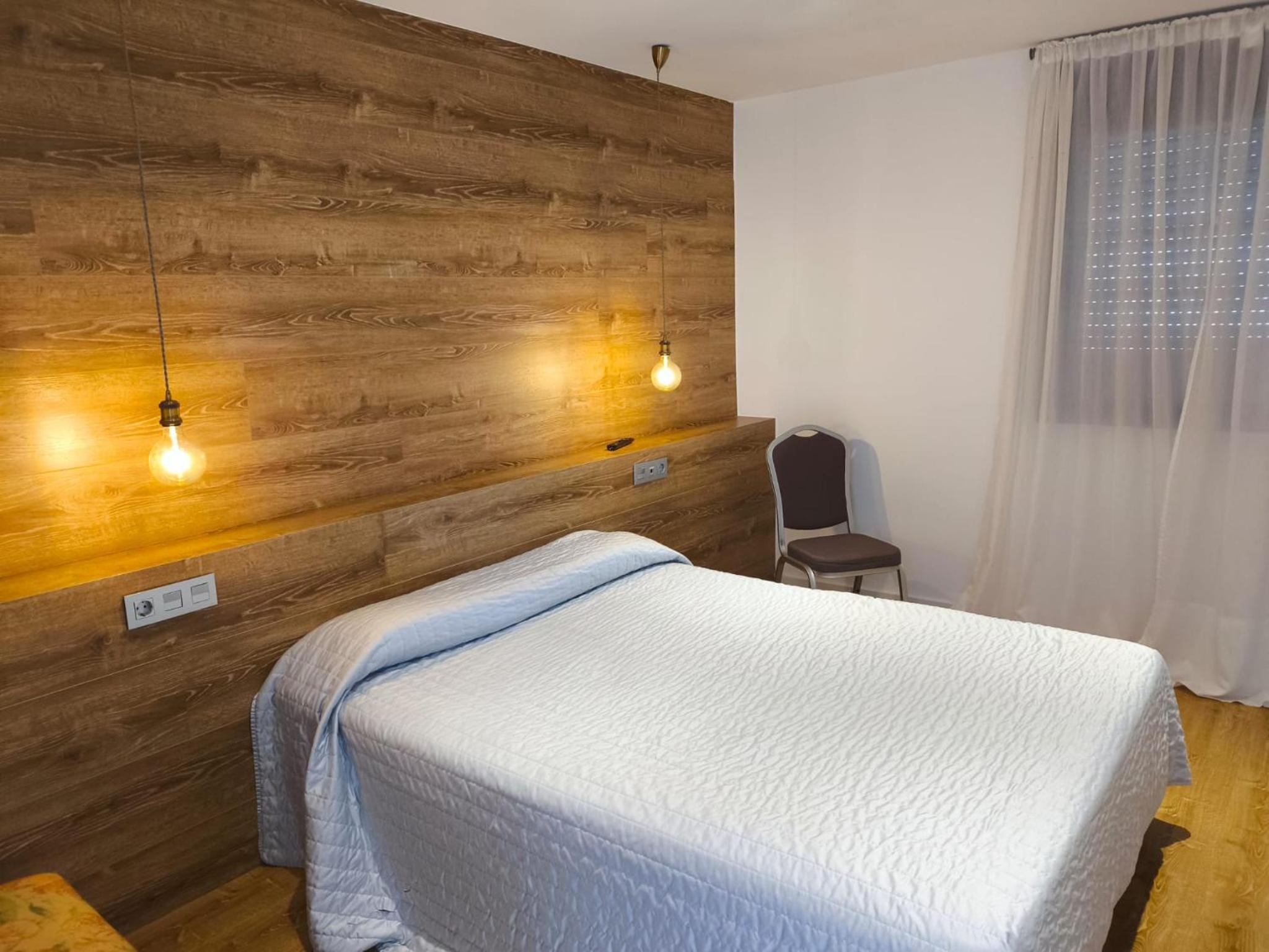 Classic Quadruple Room - Photo 1