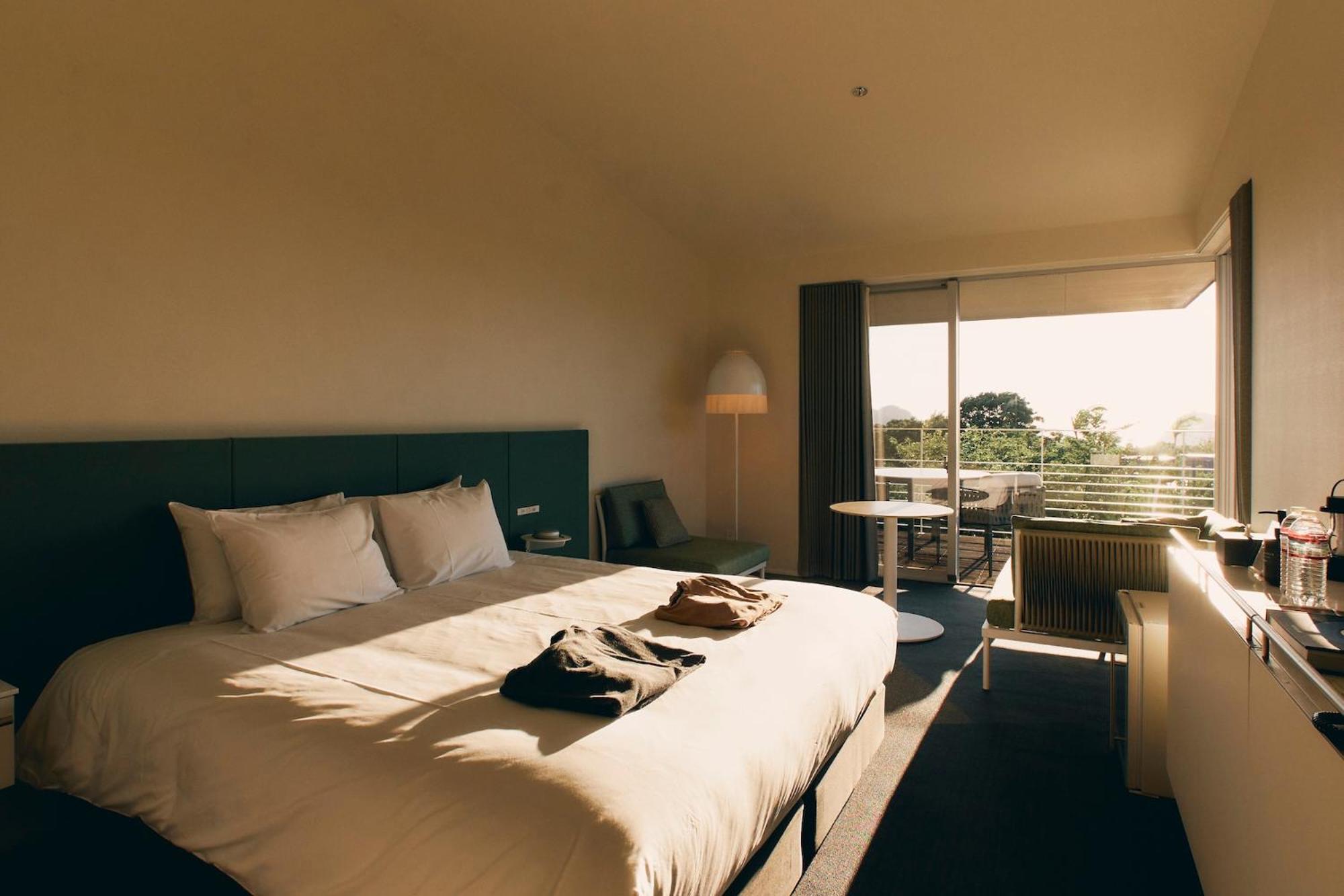 King Room with Pool View