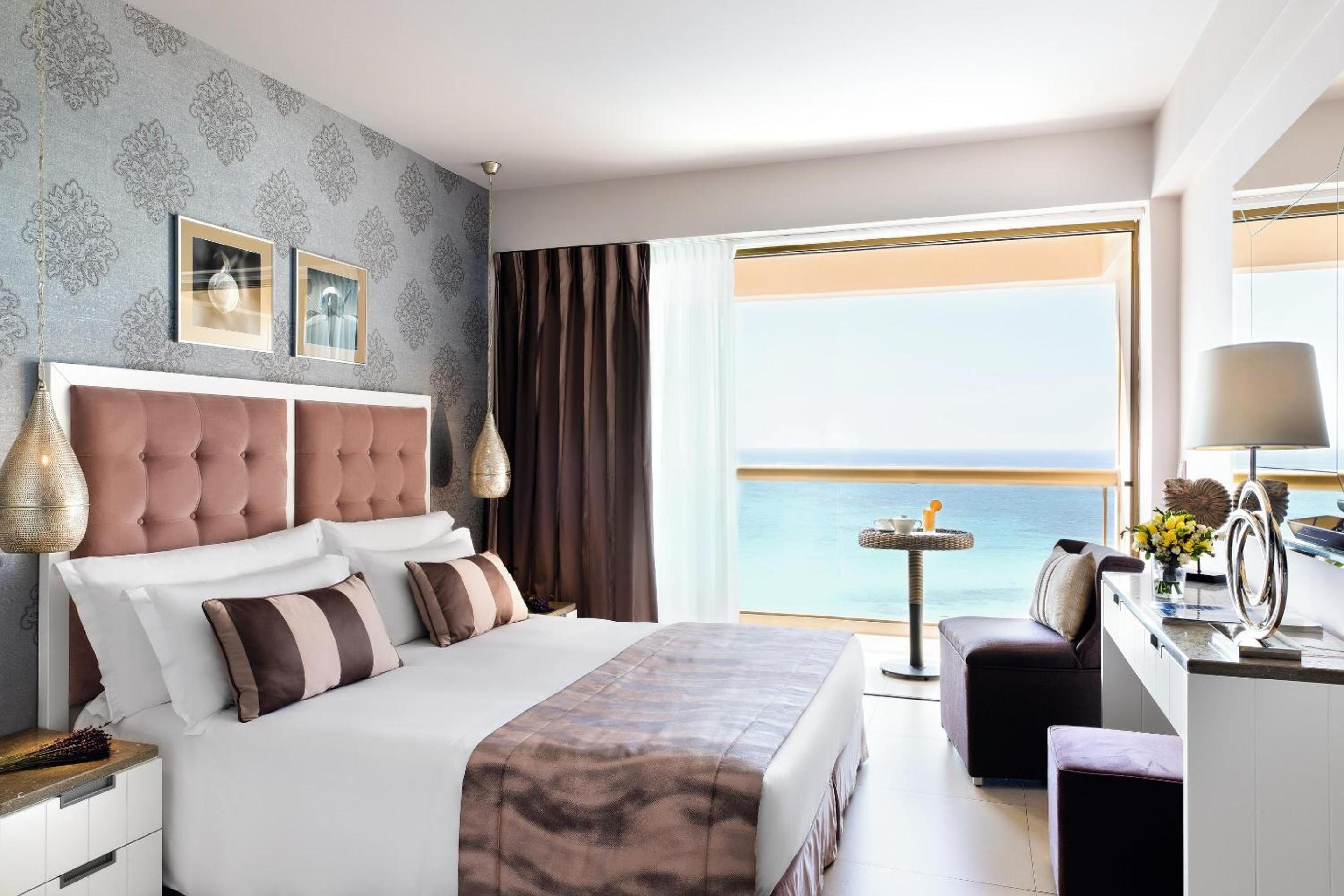 Double Room with Sea View photo 1