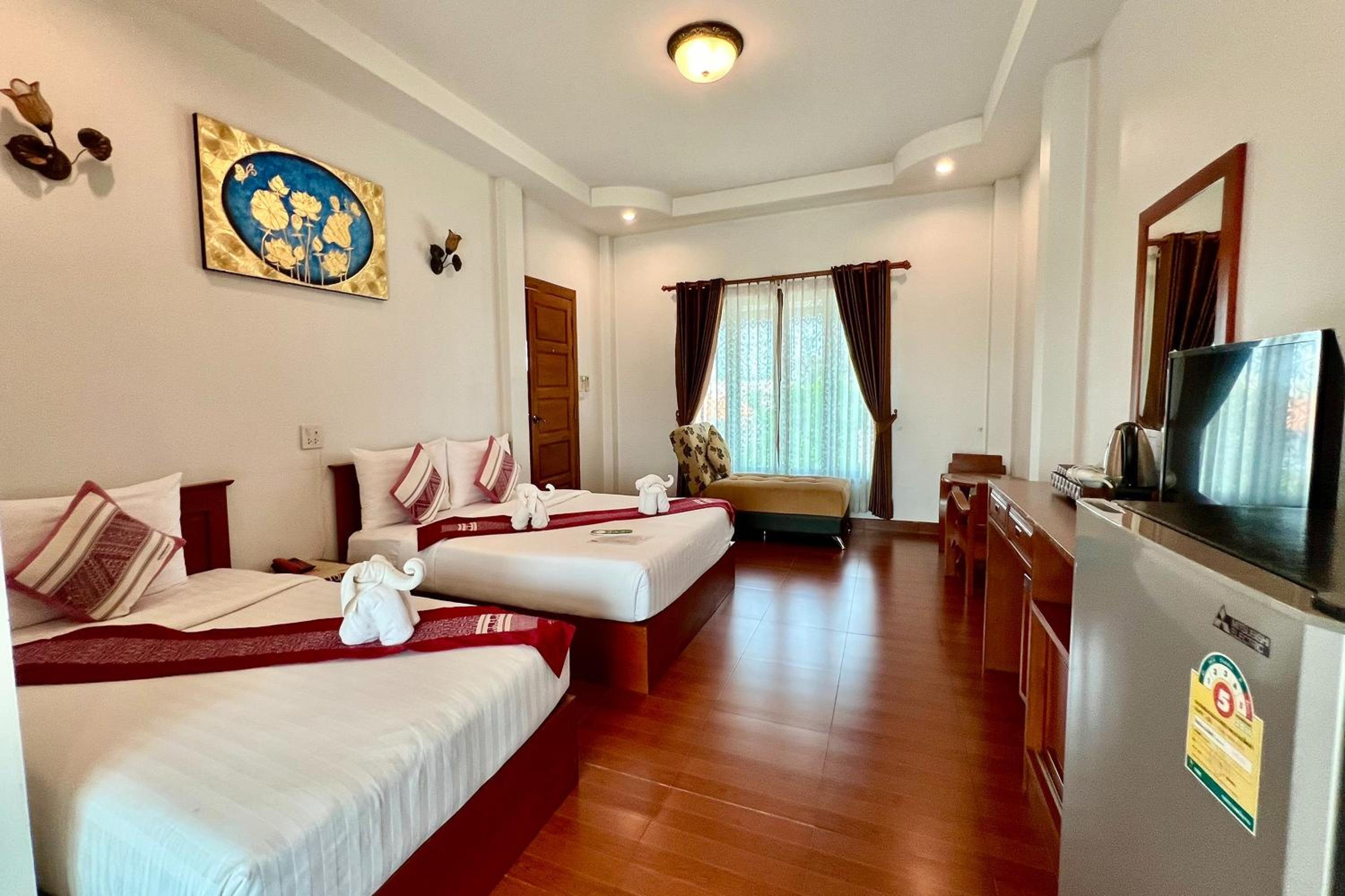 Deluxe Triple Room photo 3