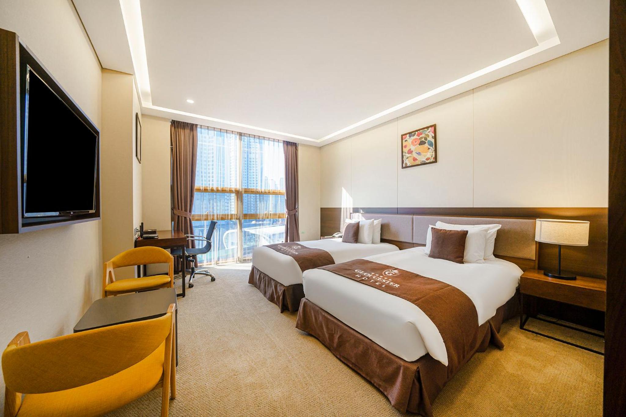 Standard Twin Room - Photo 1