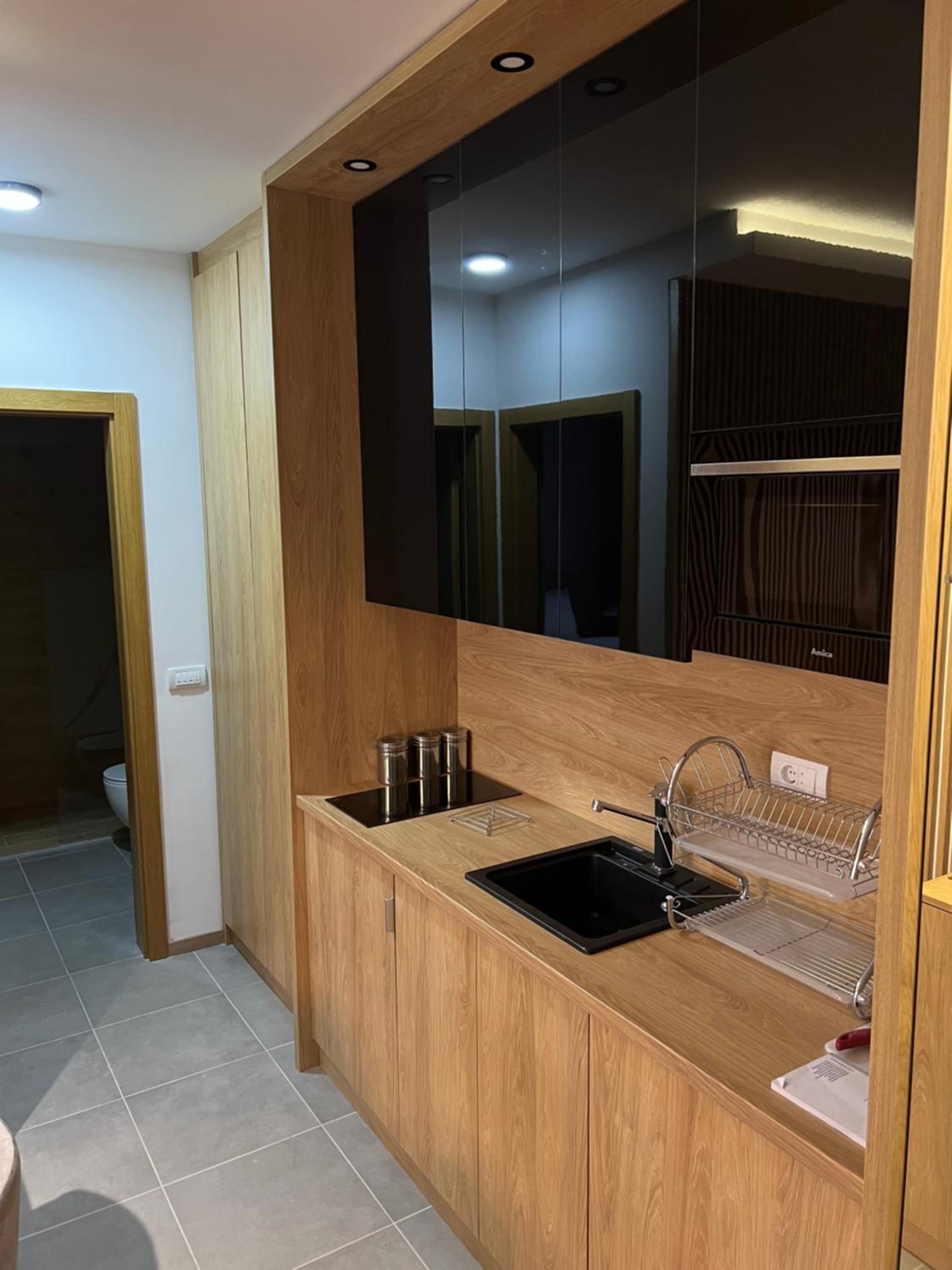Two-Bedroom Apartment with Balcony photo 3
