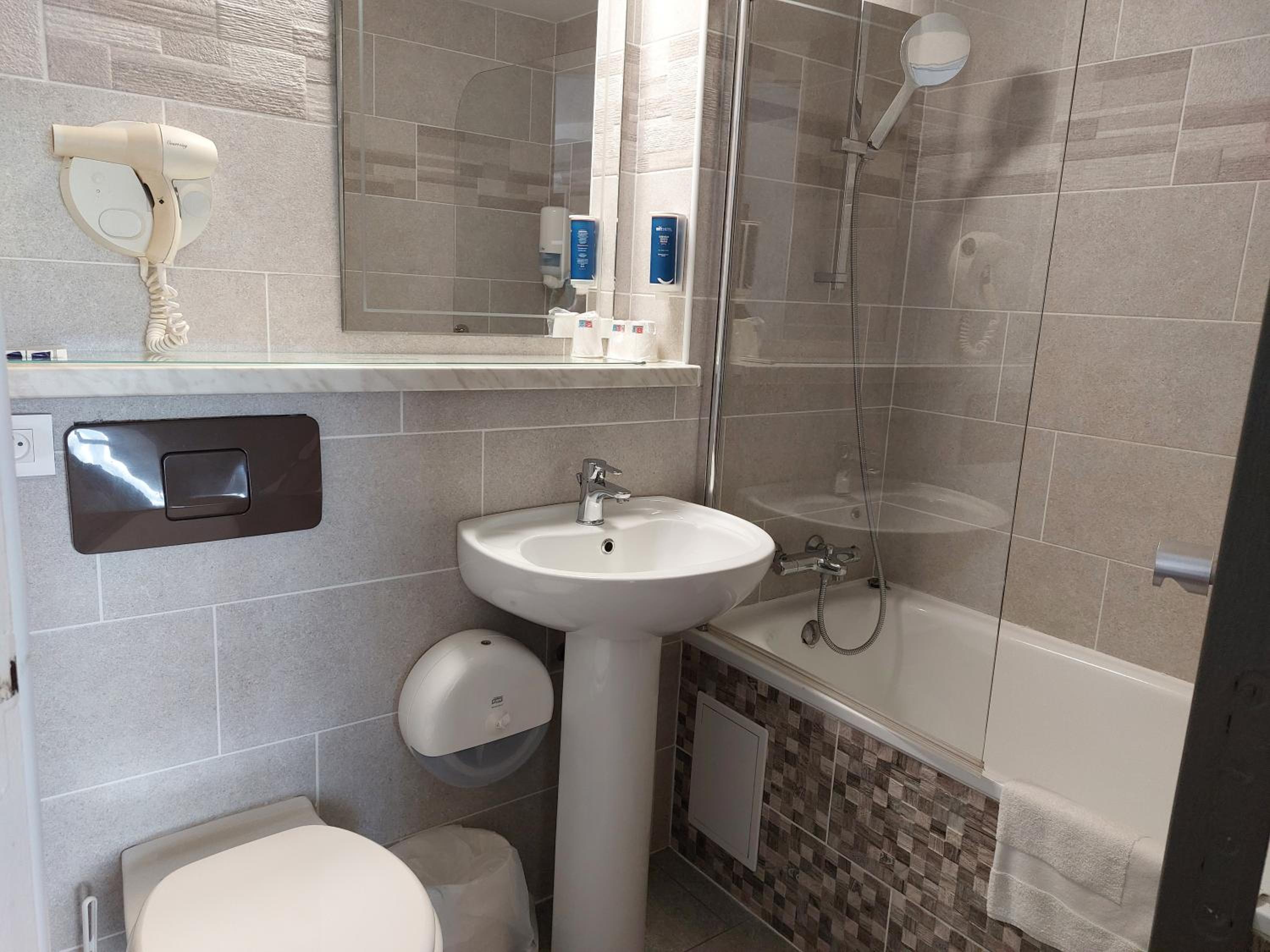 Triple Room - Photo 3