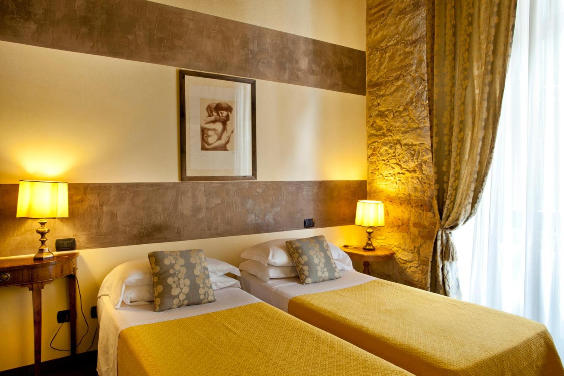 Superior Double Room - Photo 8