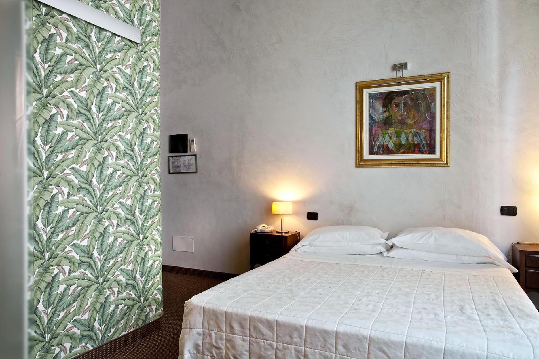 Superior Double Room - Photo 2