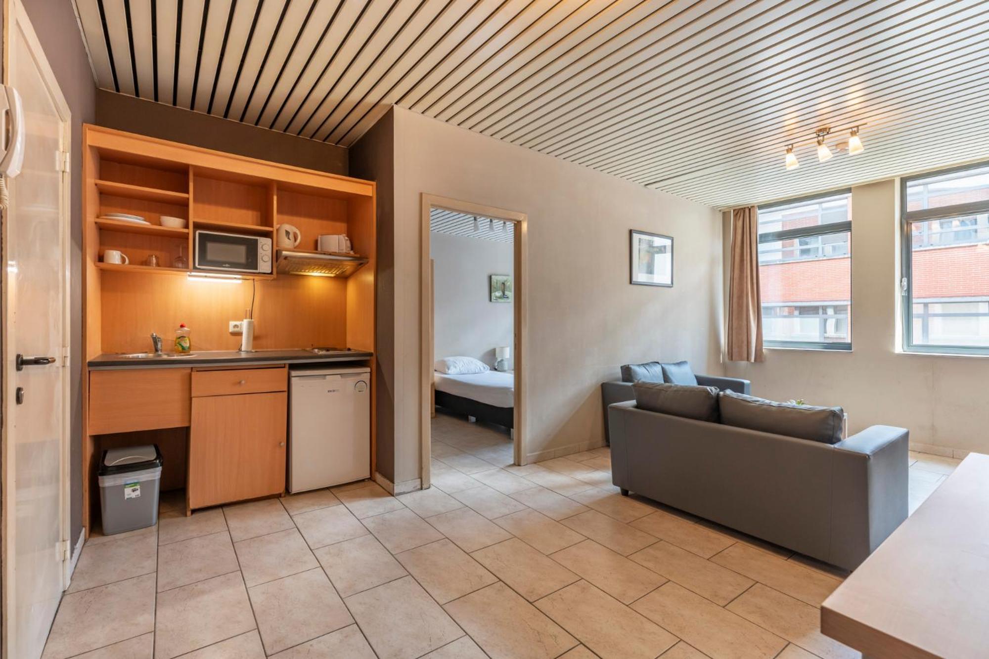 One-Bedroom Apartment - Photo 5