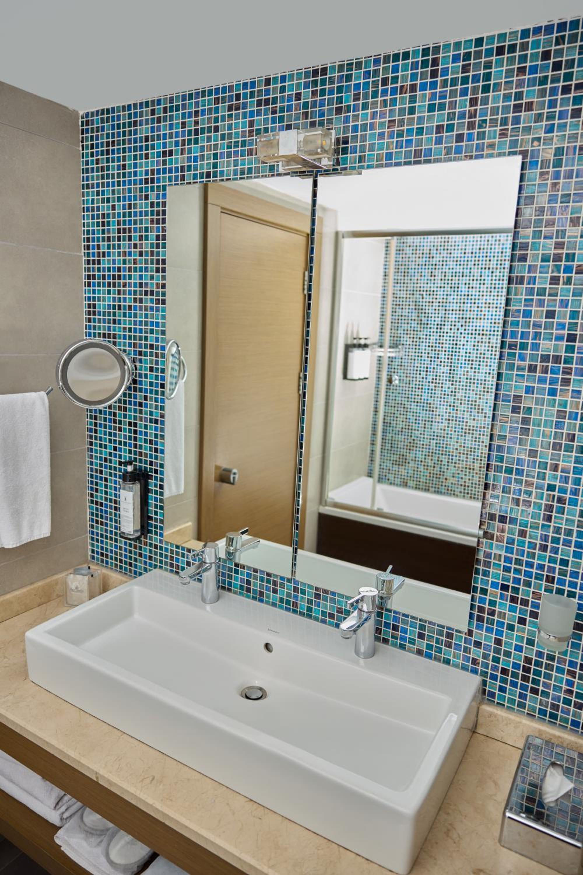 Grand Deluxe Double Room - Free Access to Spa photo 3