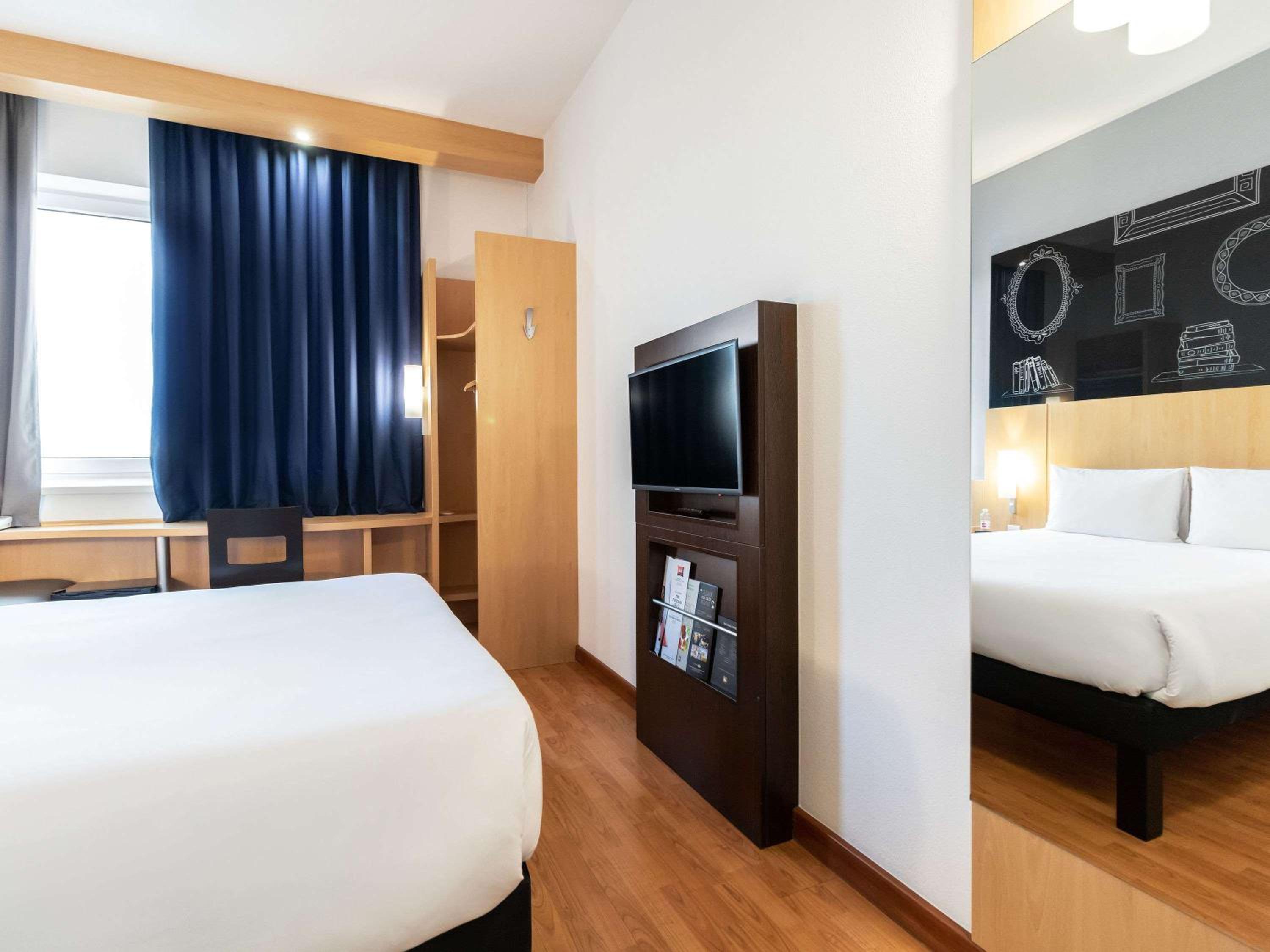 Standard Double Room - Photo 1