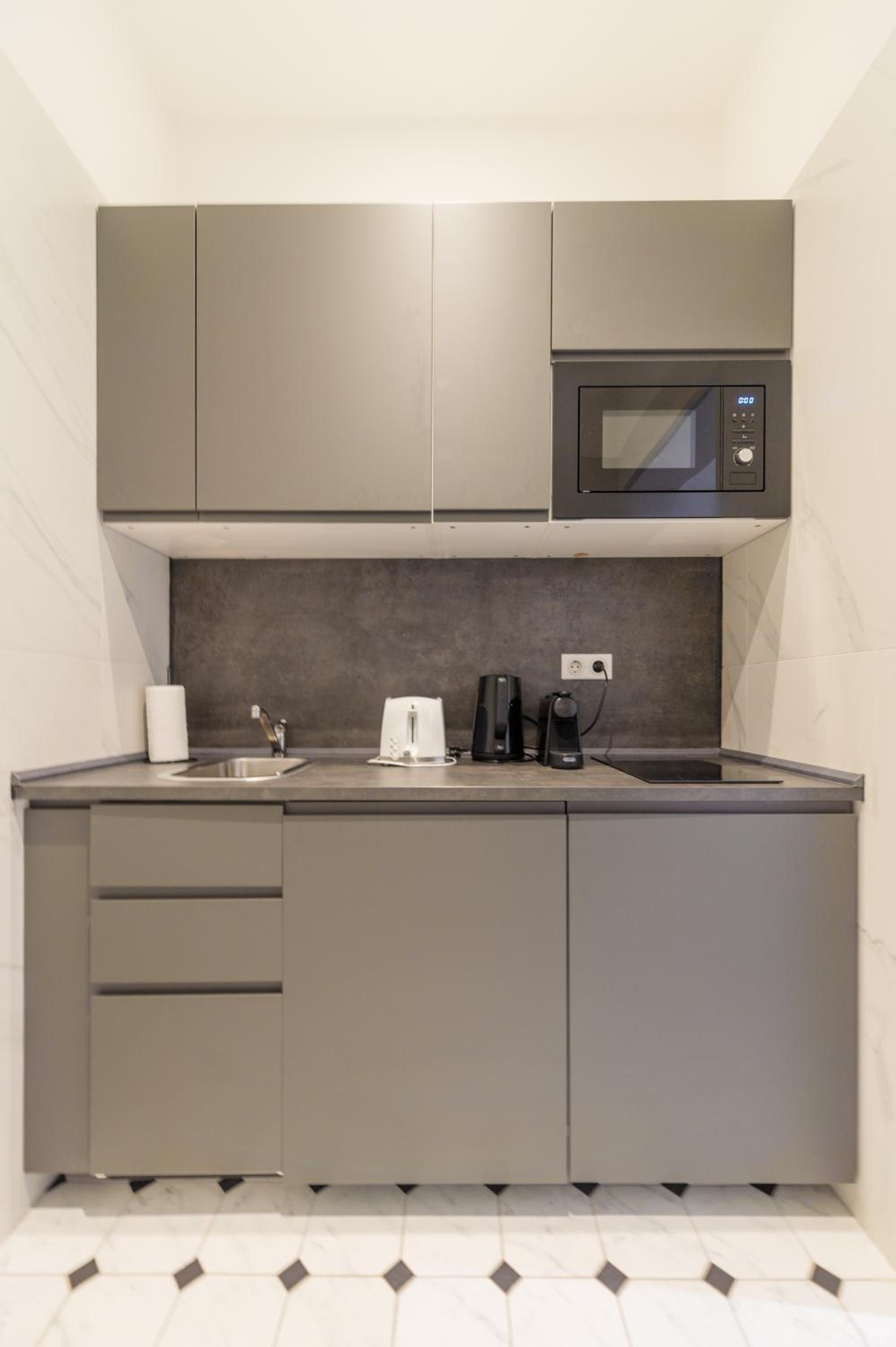 Family Suite - Photo 13