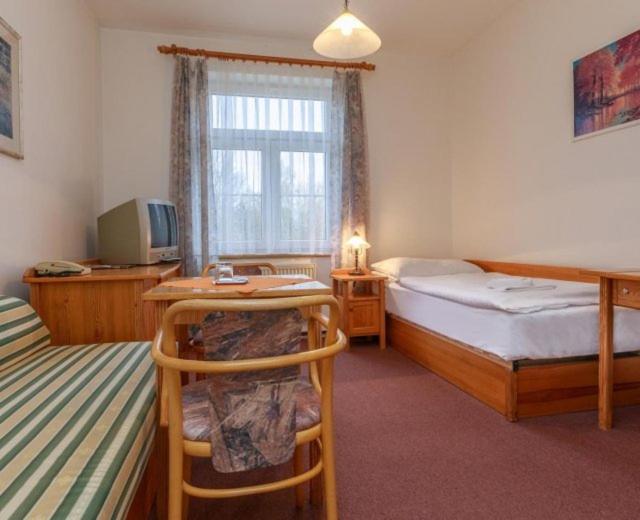 Standard Single Room