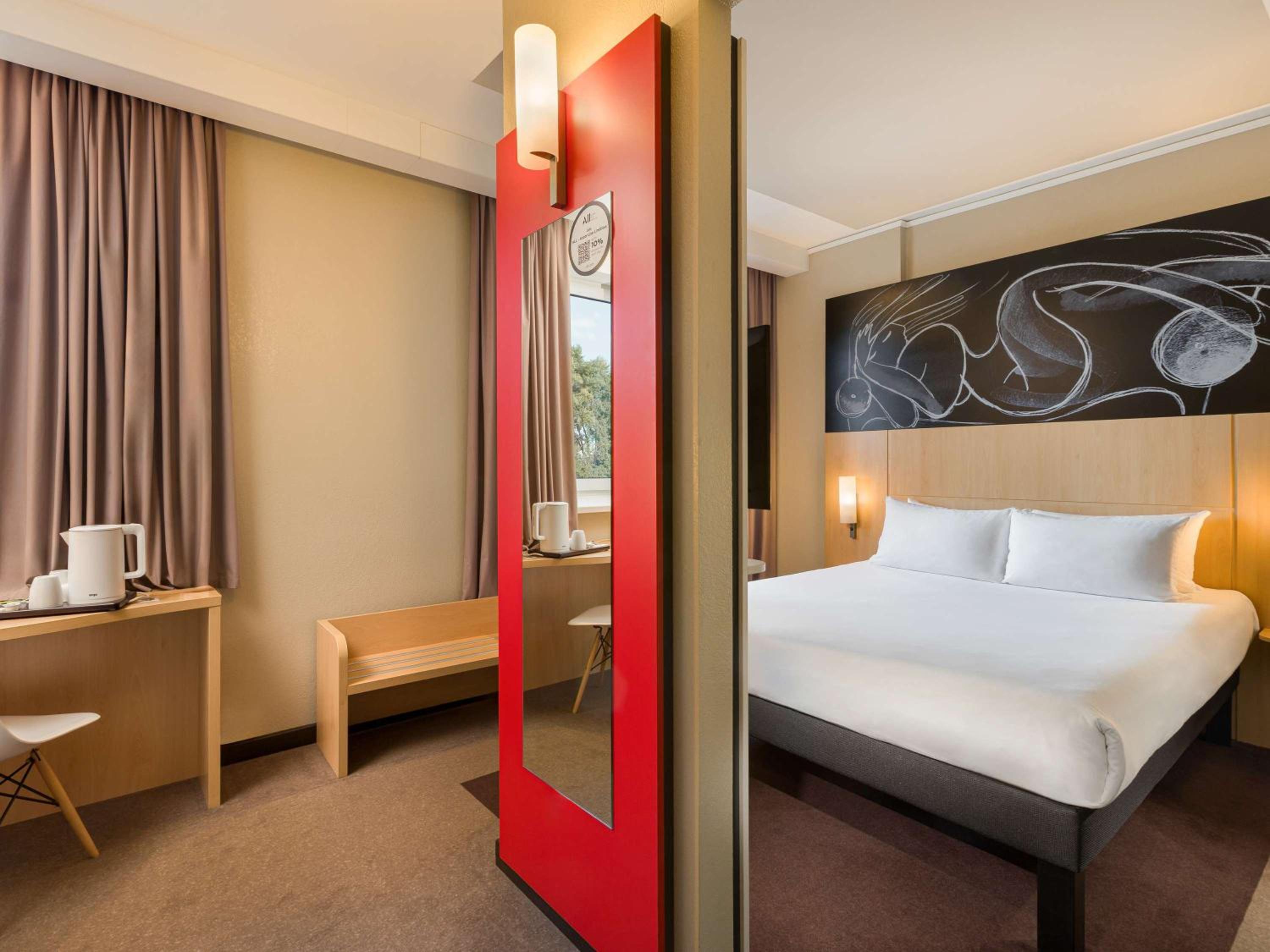 Premium Double Room - Photo 7