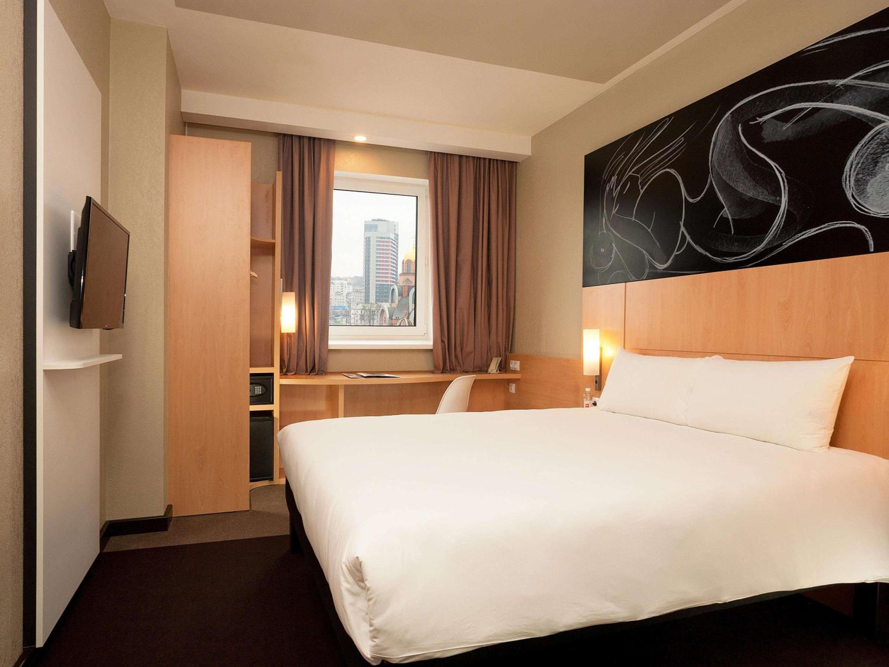 Premium Double Room - Photo 6