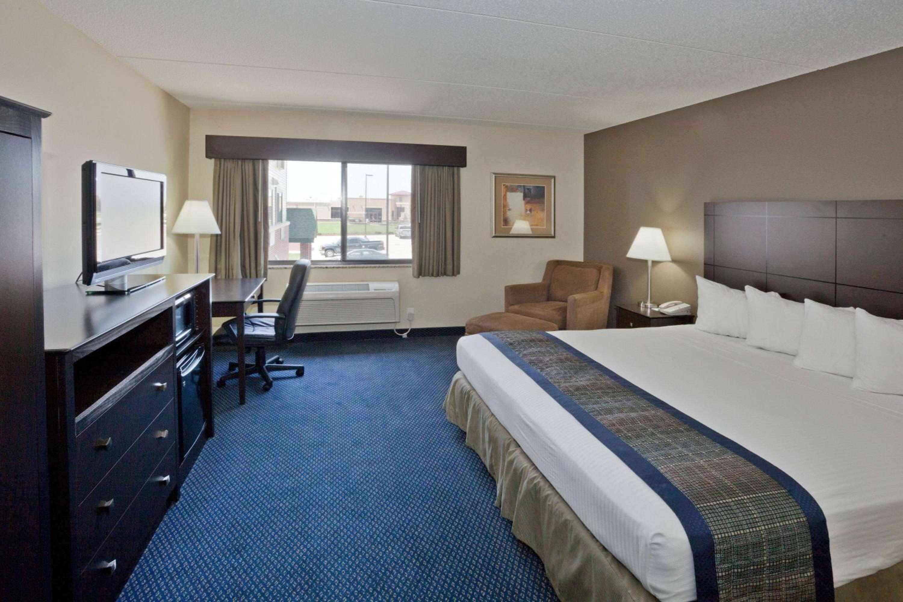 King Room - Mobility Access - Photo 1