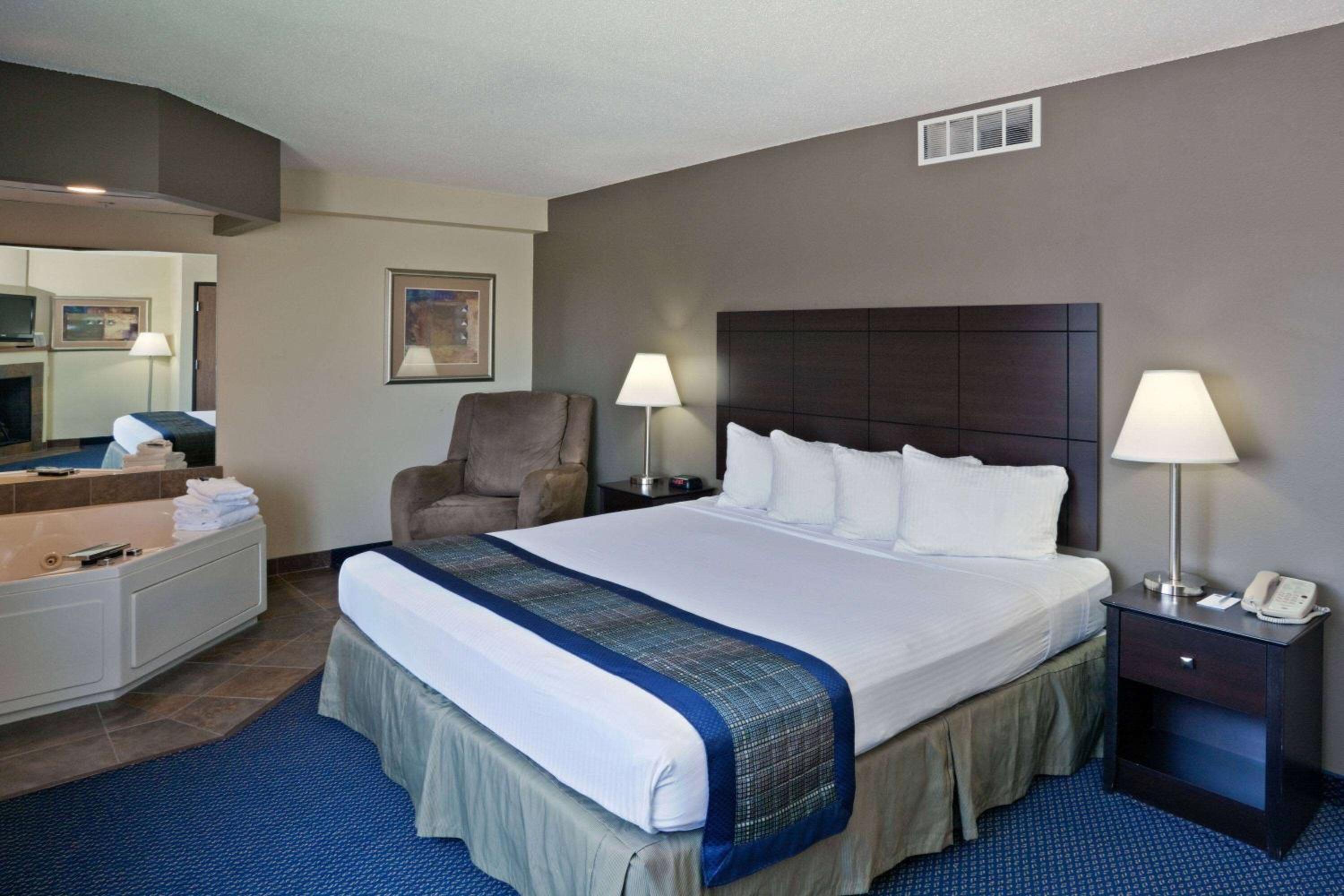 Superior King Studio Suite - Photo 1
