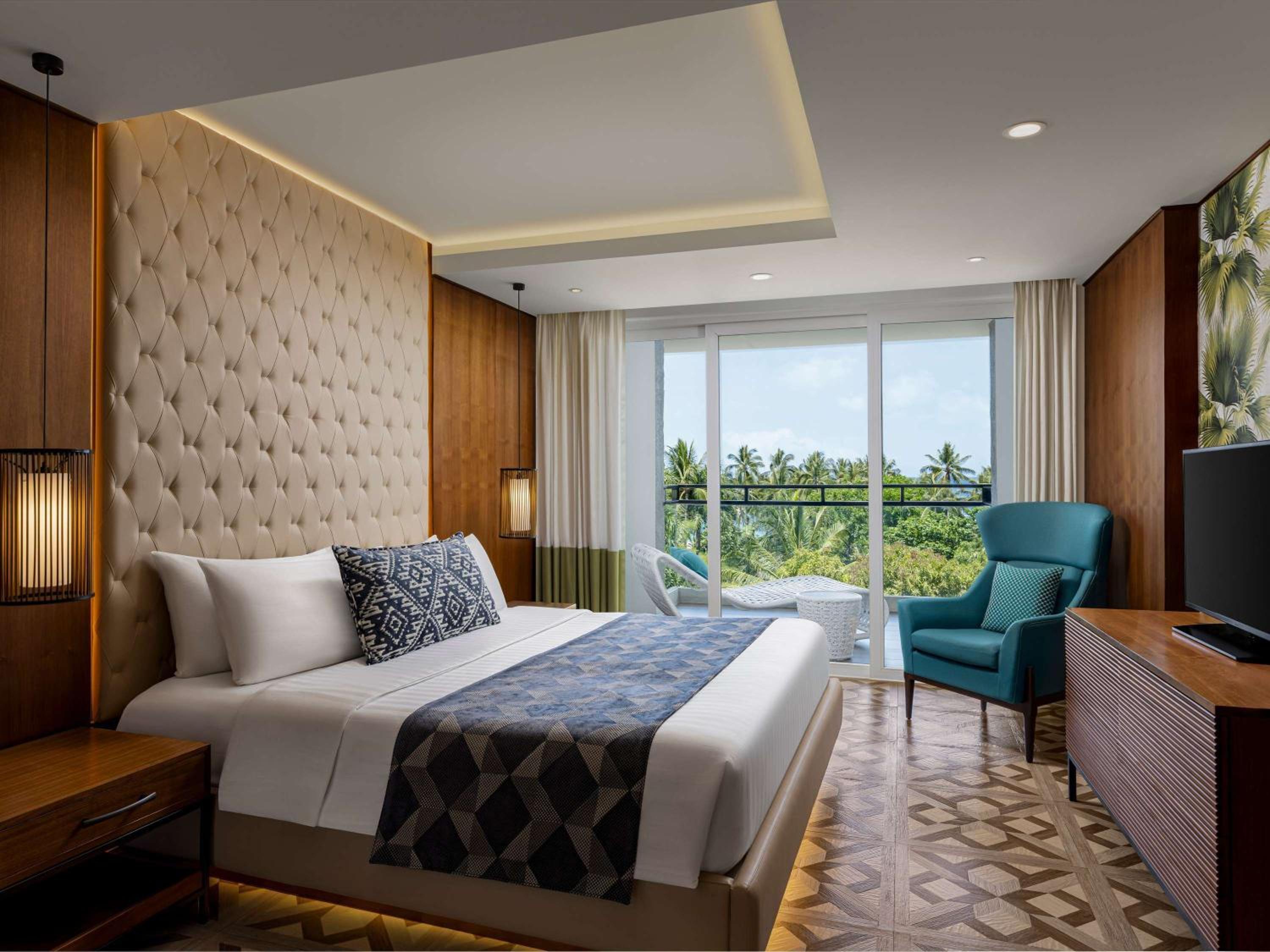 Premium King Suite photo 1