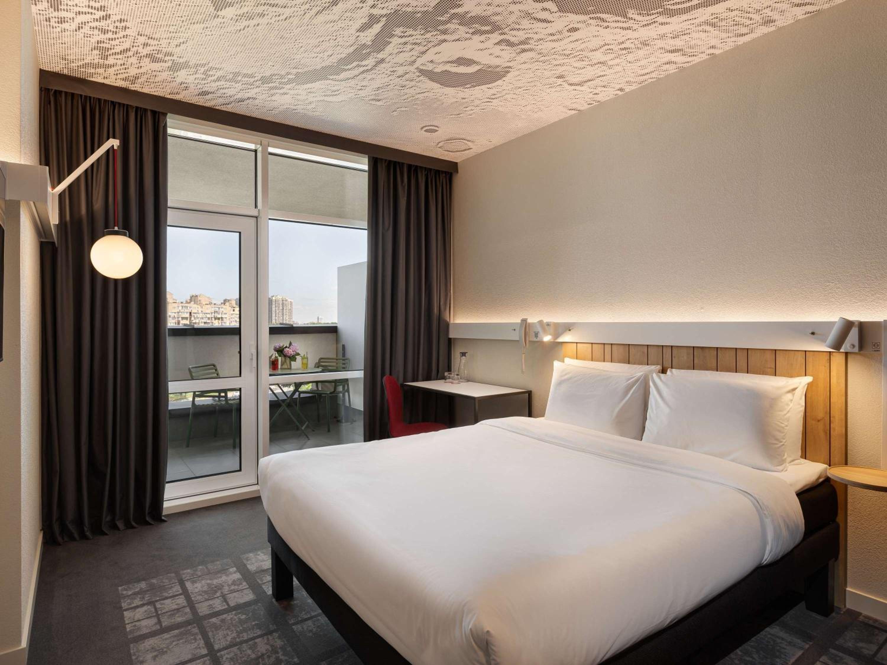 Premium Double Room with Balcony photo 1