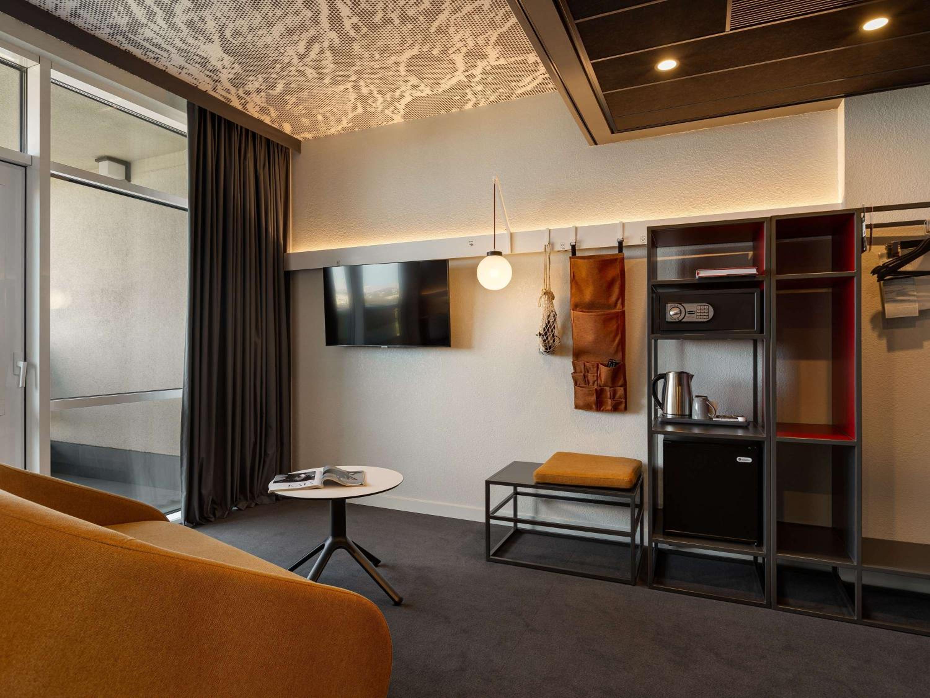 Family Room with Balcony - Photo 5