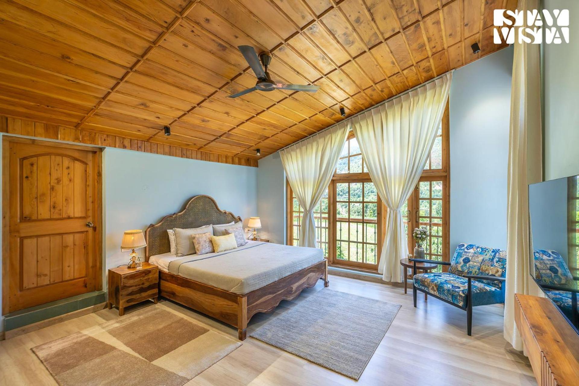 Three-Bedroom Villa photo 3