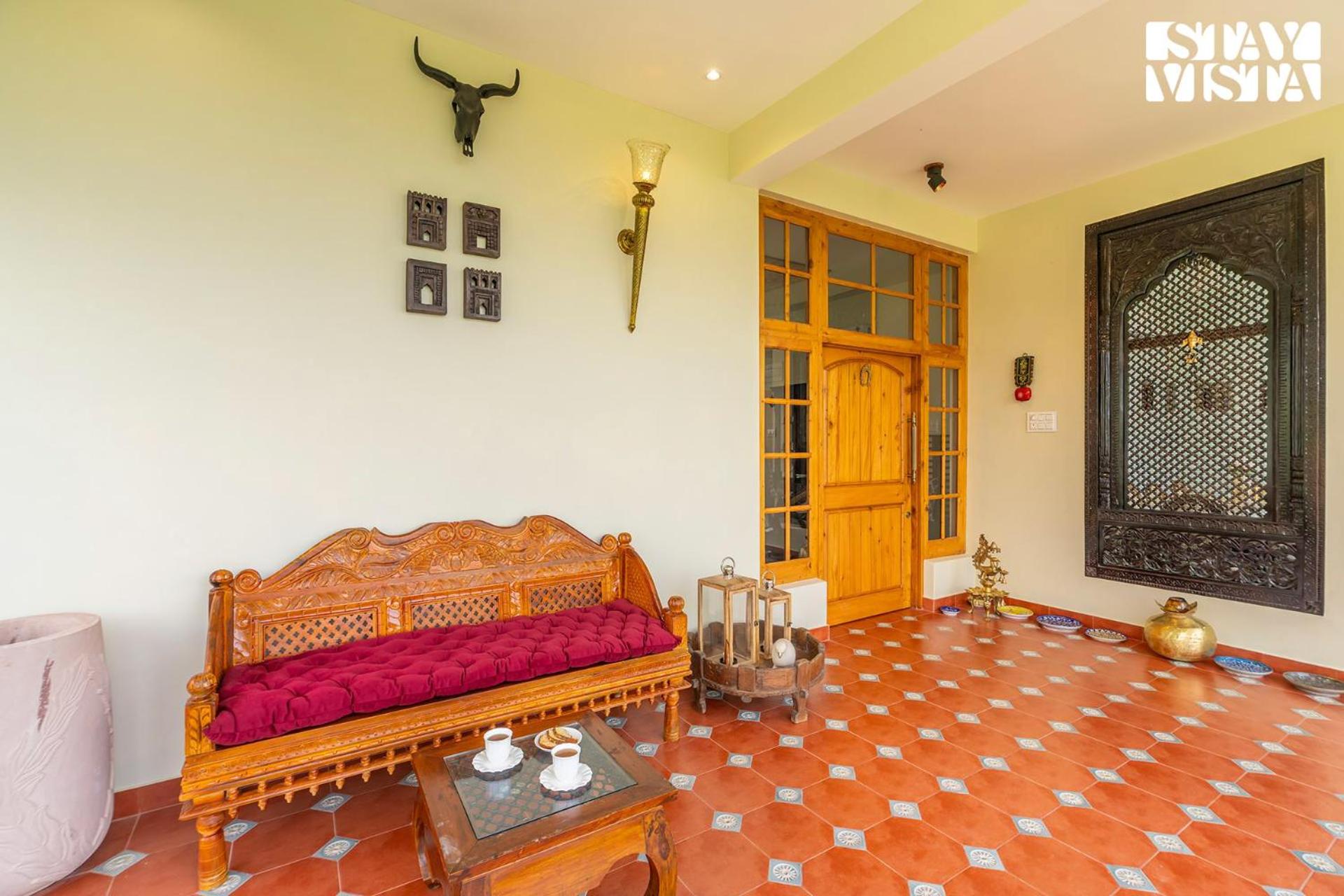 Villa photo 2