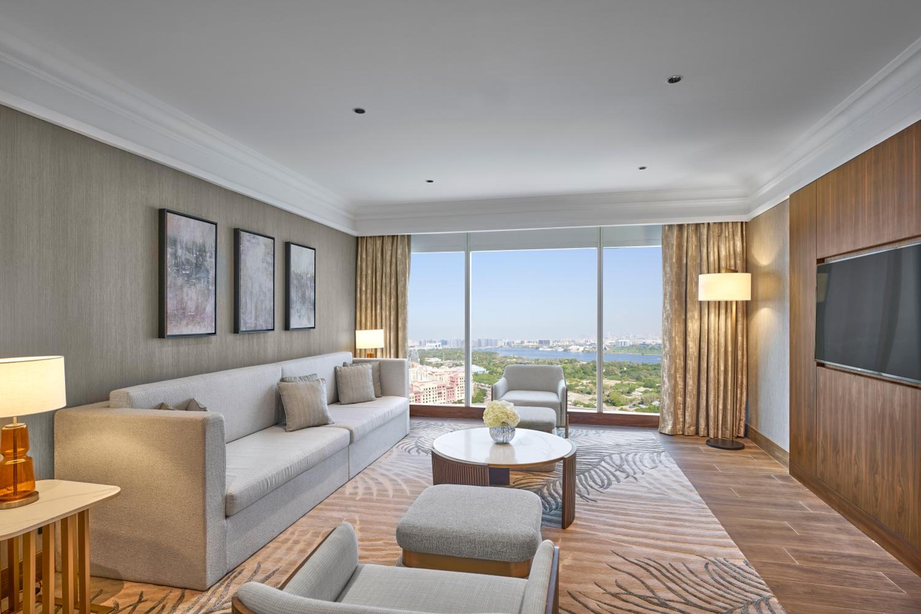 Grand Suite NYE Experience with compulsory Gala Dinner AED 1600 per adult and AED 800 per child photo 3