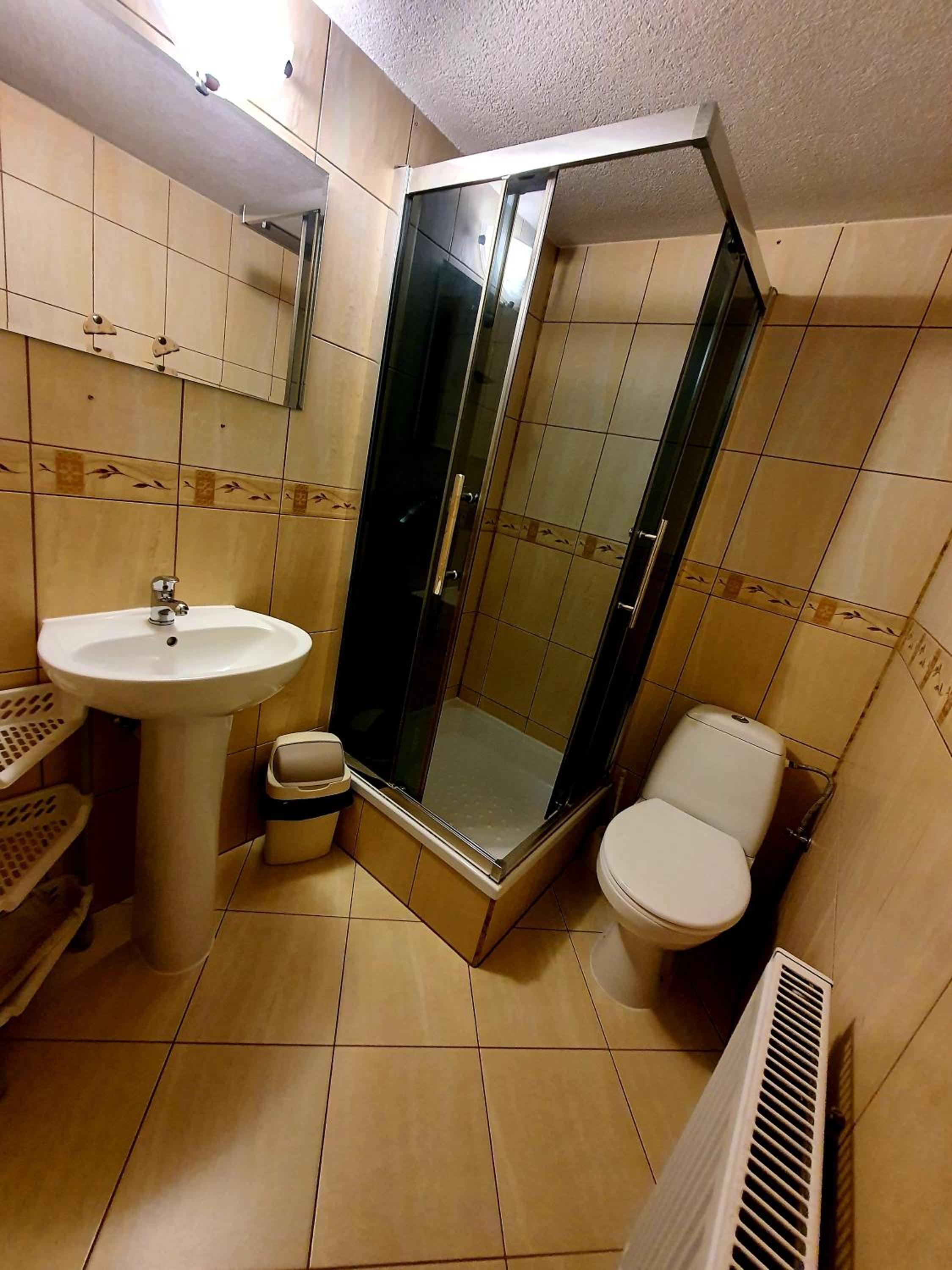 Comfort Triple Room with Shower photo 2