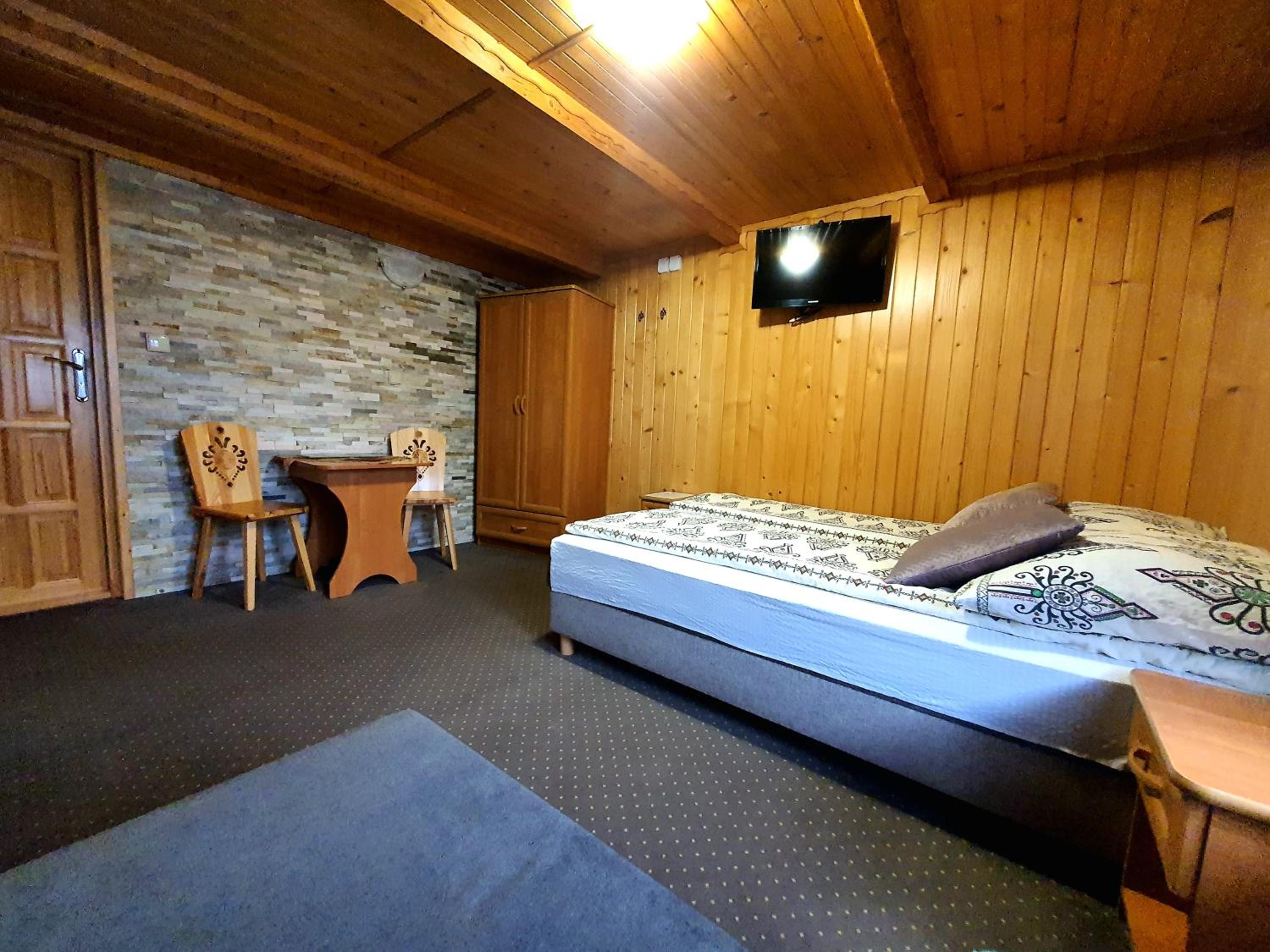Comfort Triple Room with Shower photo 3