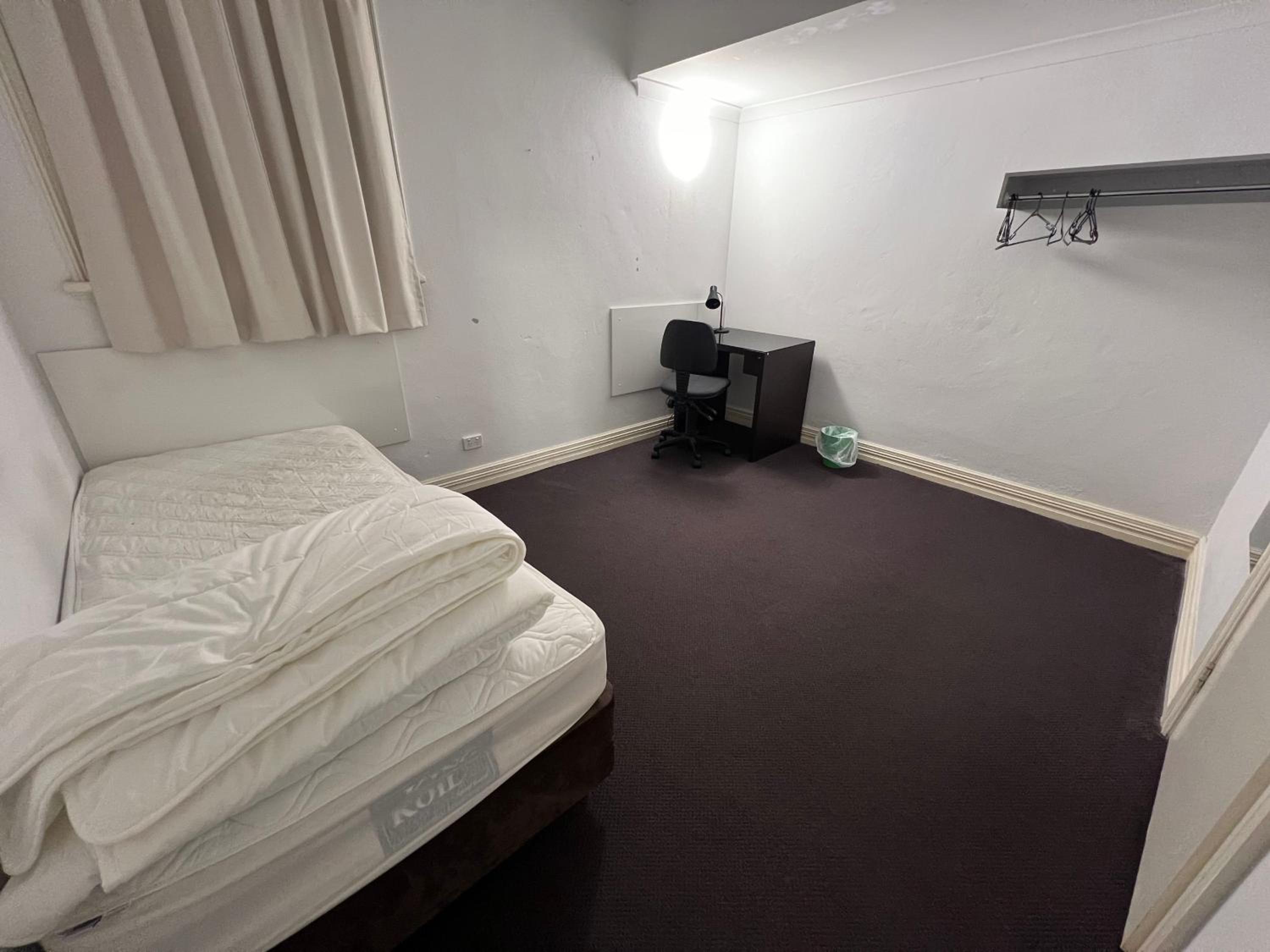 Single Room photo 3