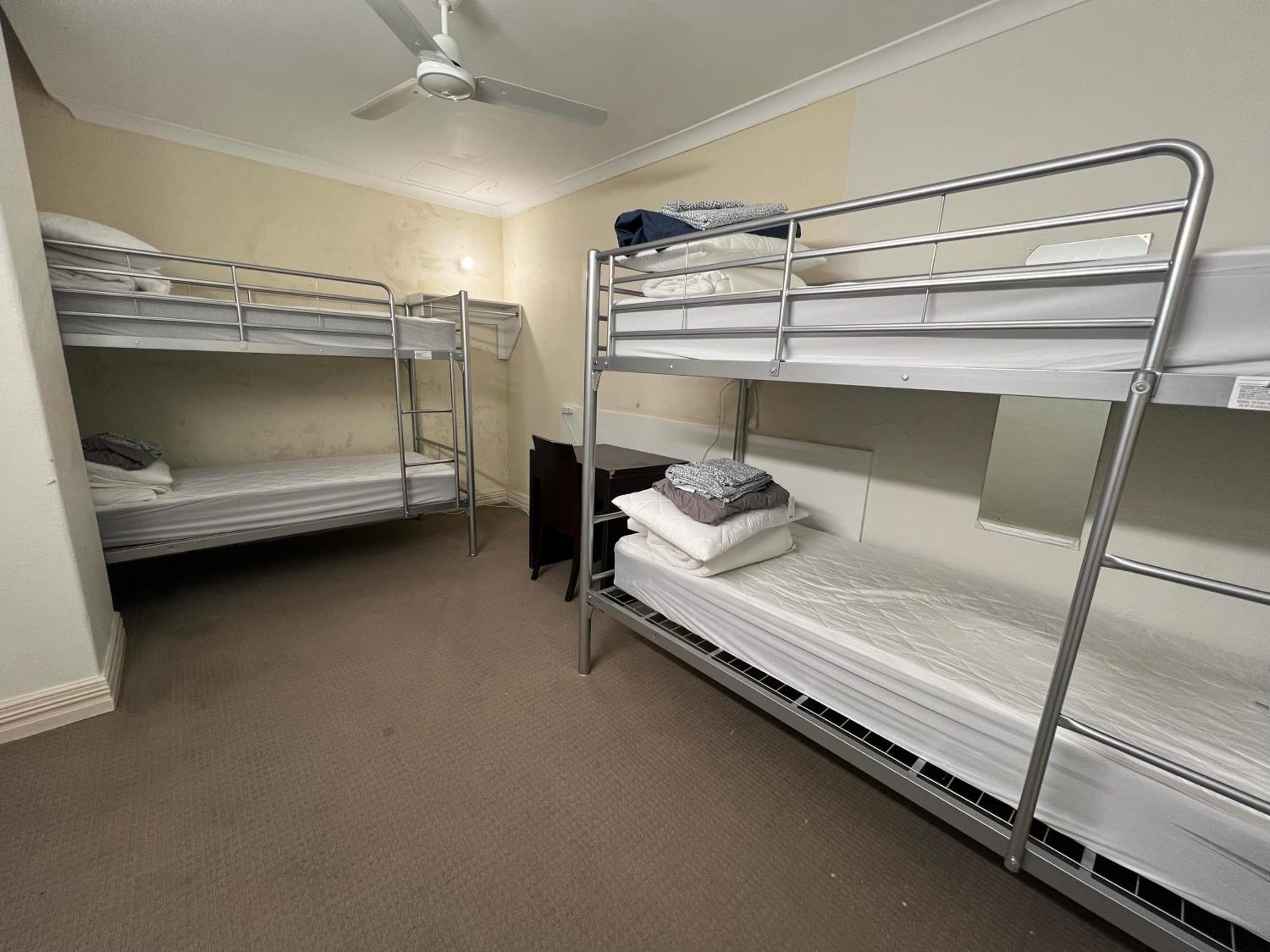 Bed in 4-Bed Dormitory Room photo 1