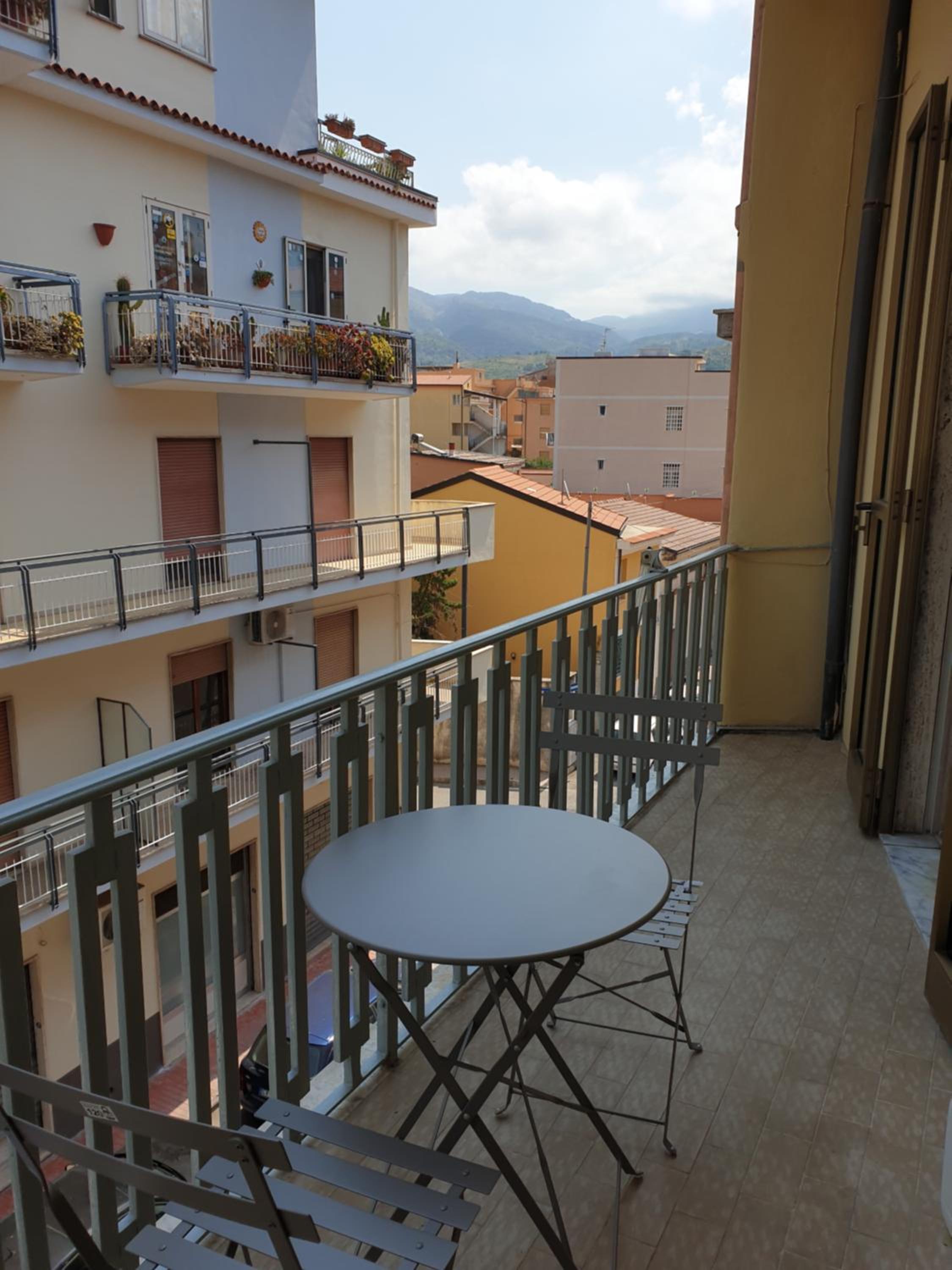 One-Bedroom Apartment with Balcony and City View photo 3