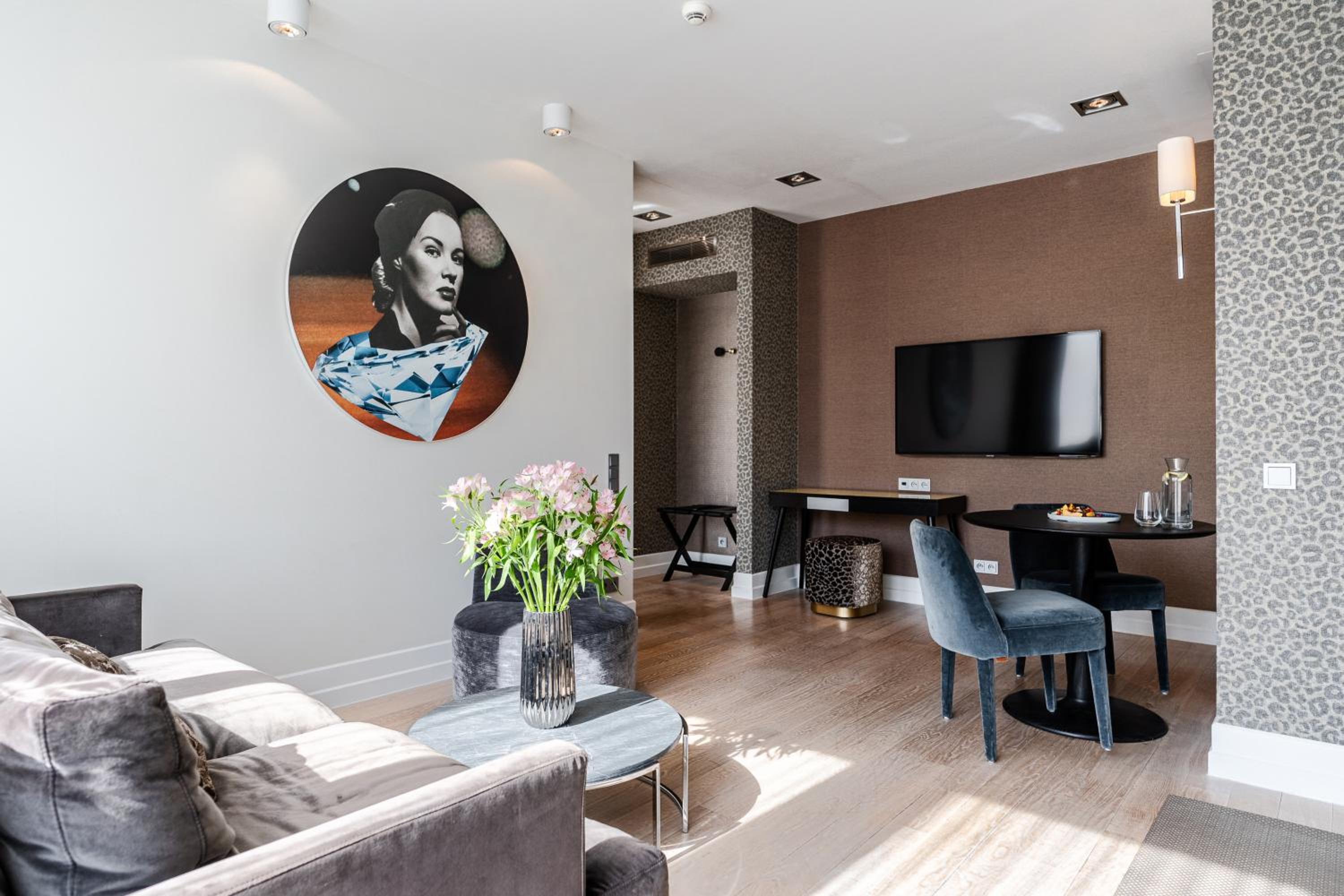 Deluxe Junior Suite
