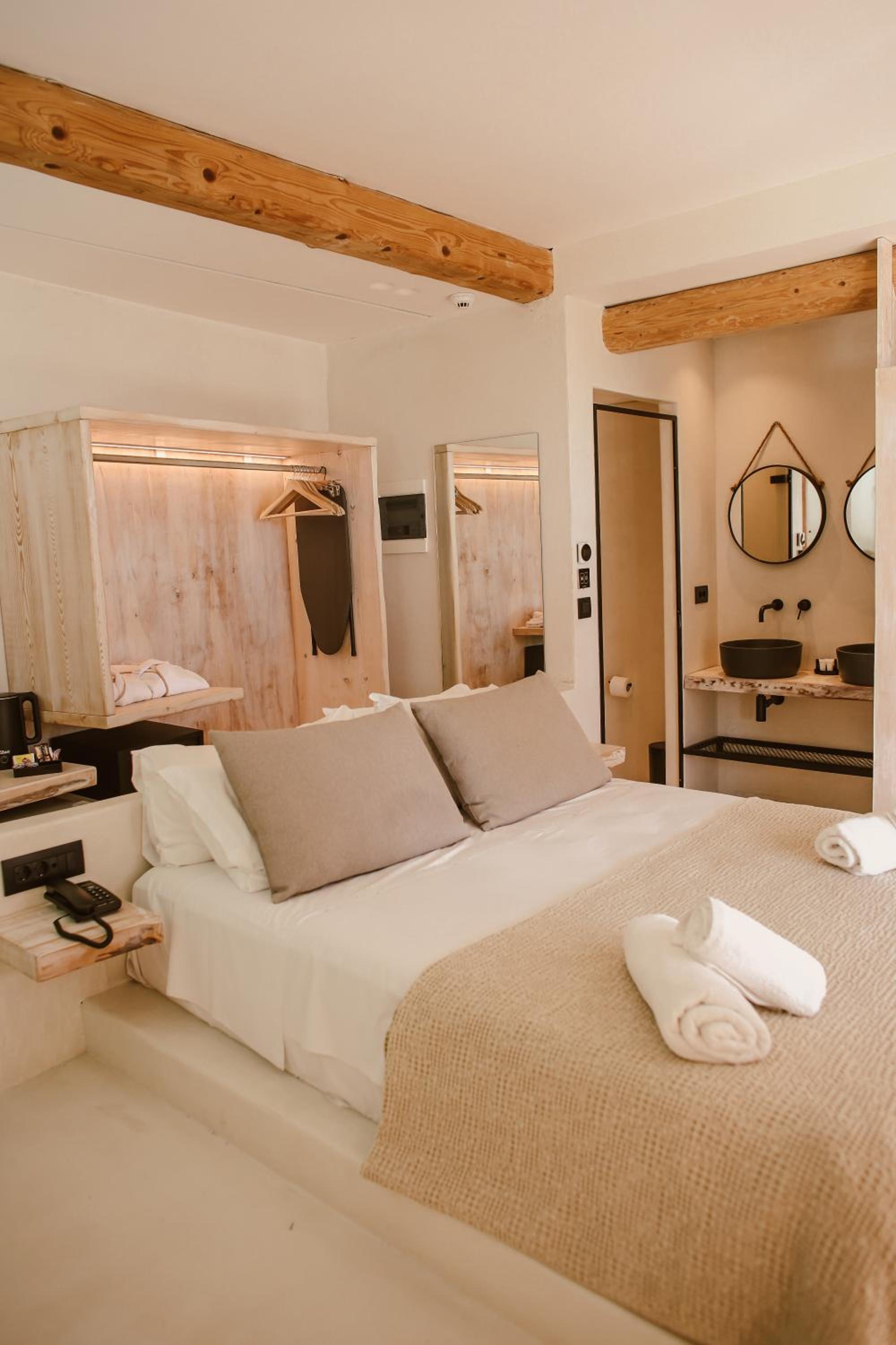 Premium Junior Suite Private Pool & Sea View - Photo 1