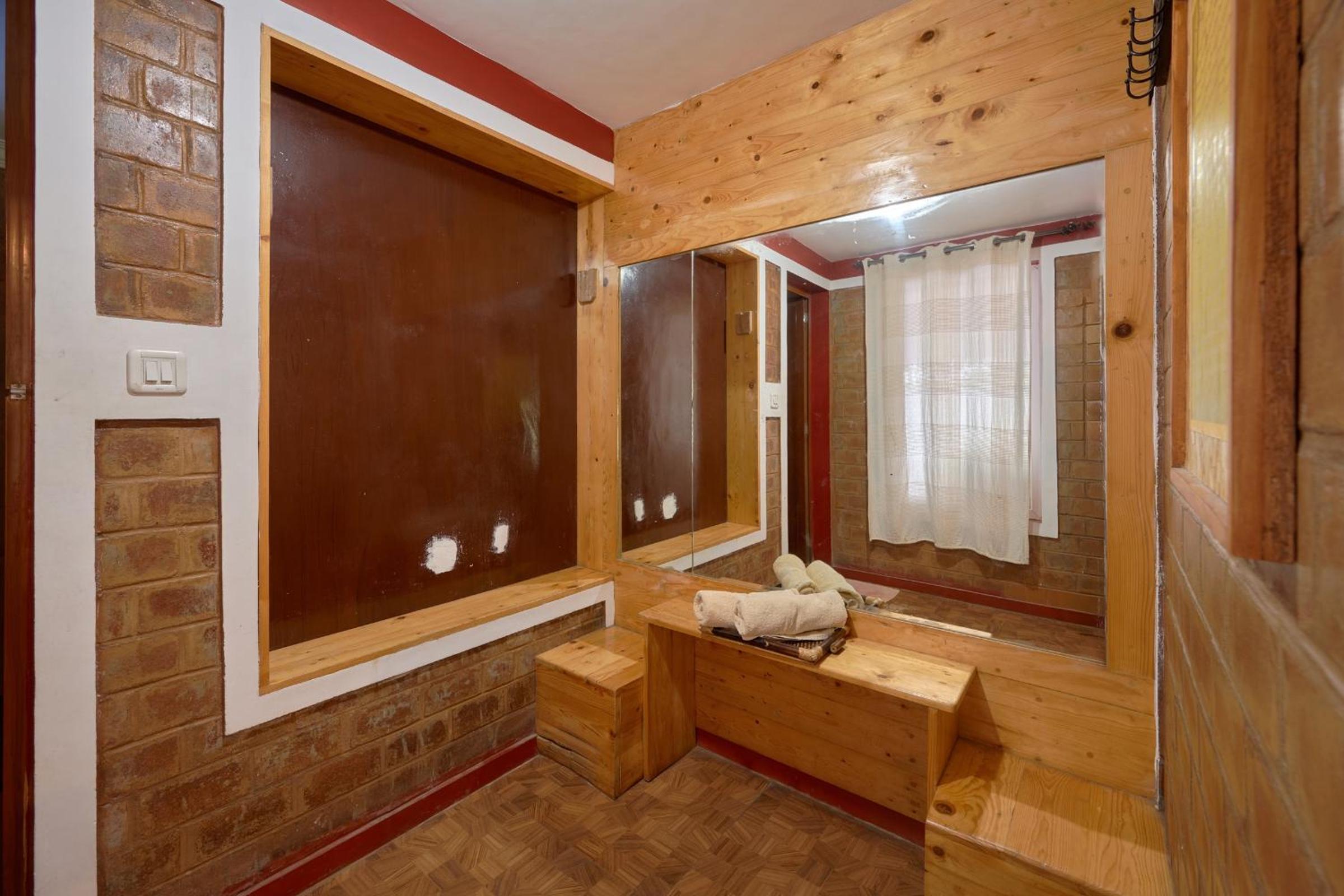 Cliff View Room - Photo 6