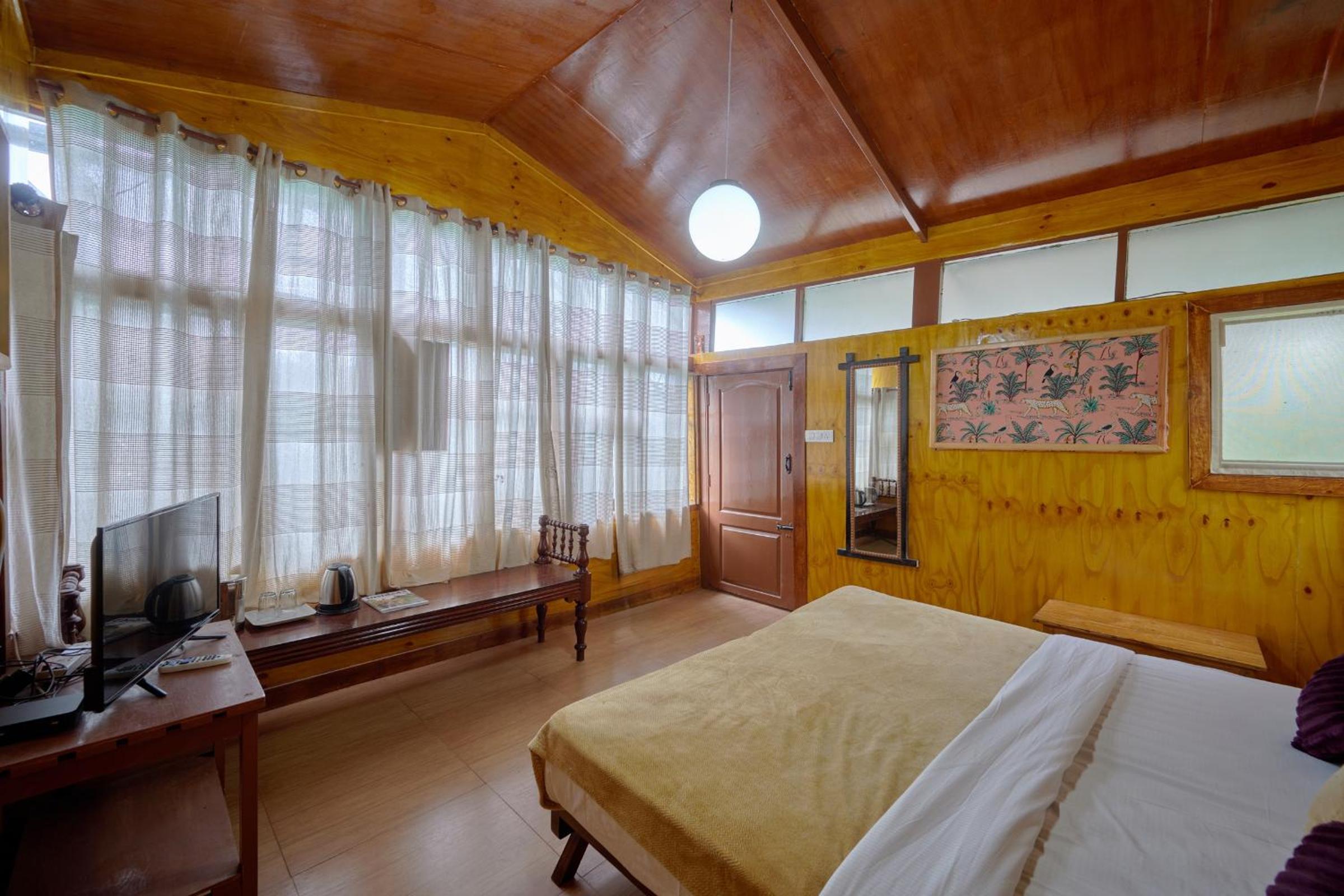 Bison Cottage - Photo 2
