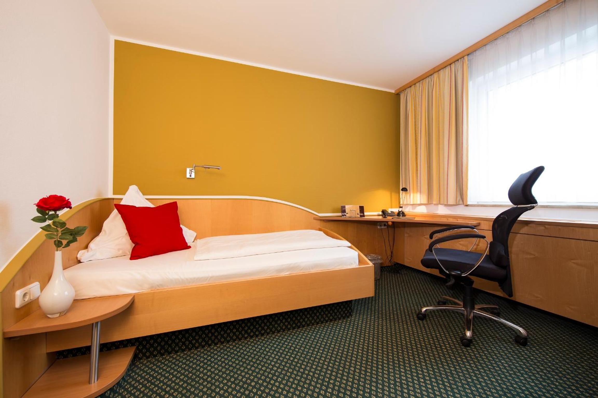 Single Room photo 1