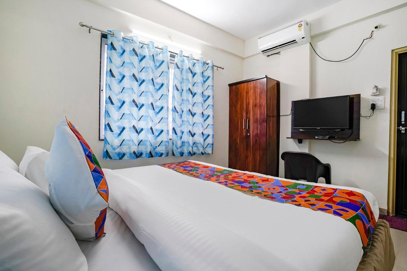 Double Room with Private External Bathroom photo 3