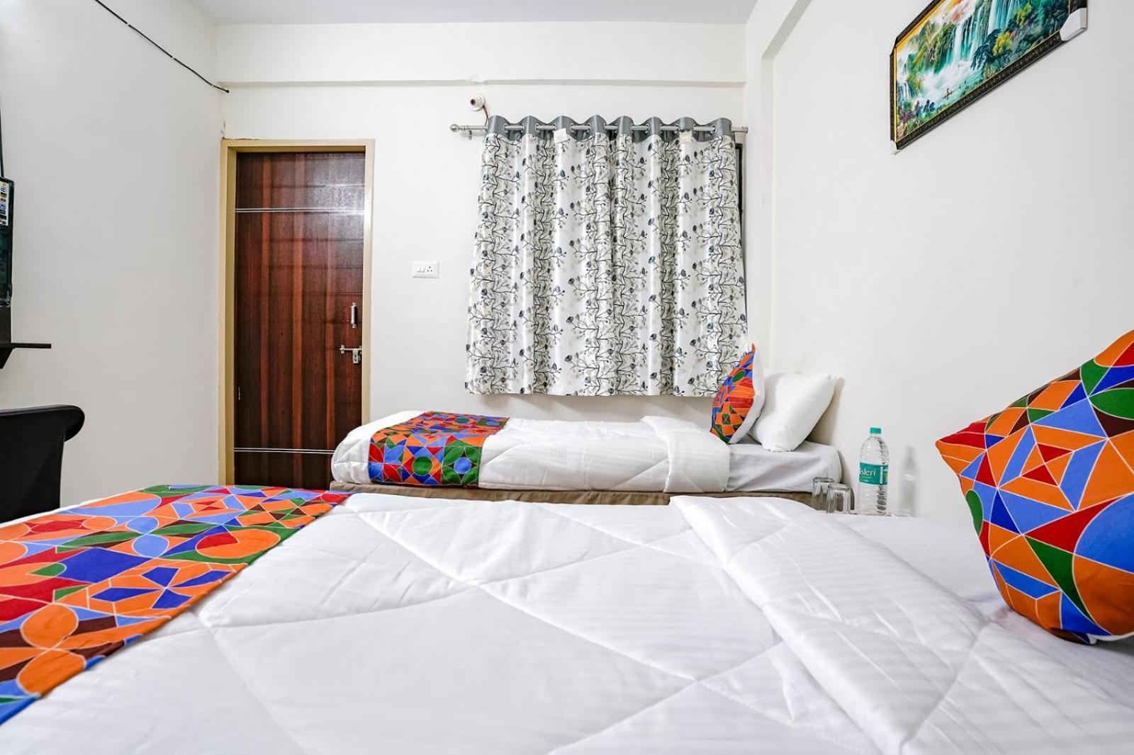 Standard Double Room with Fan photo 3