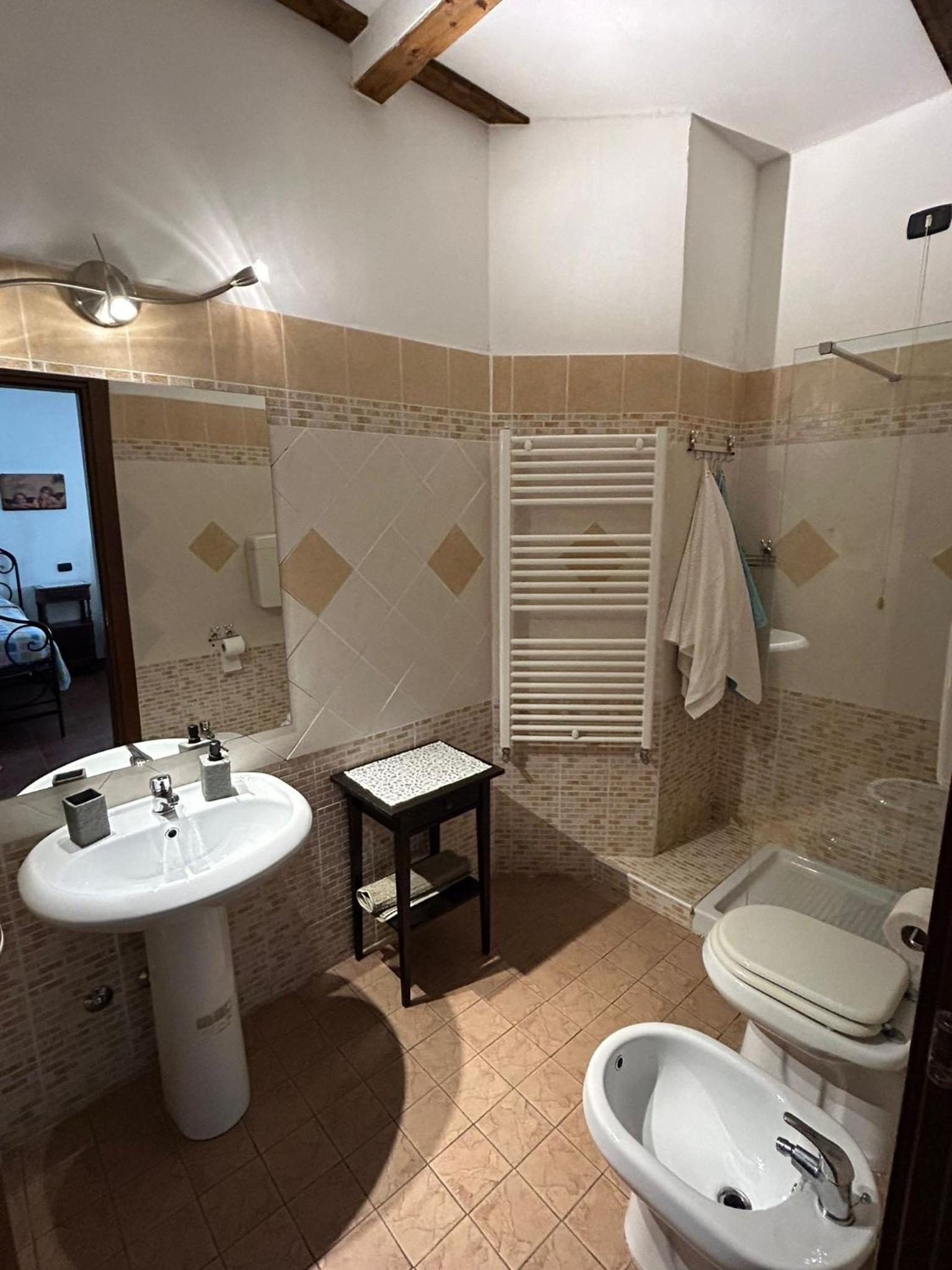 Triple Room with Pool View - Photo 2